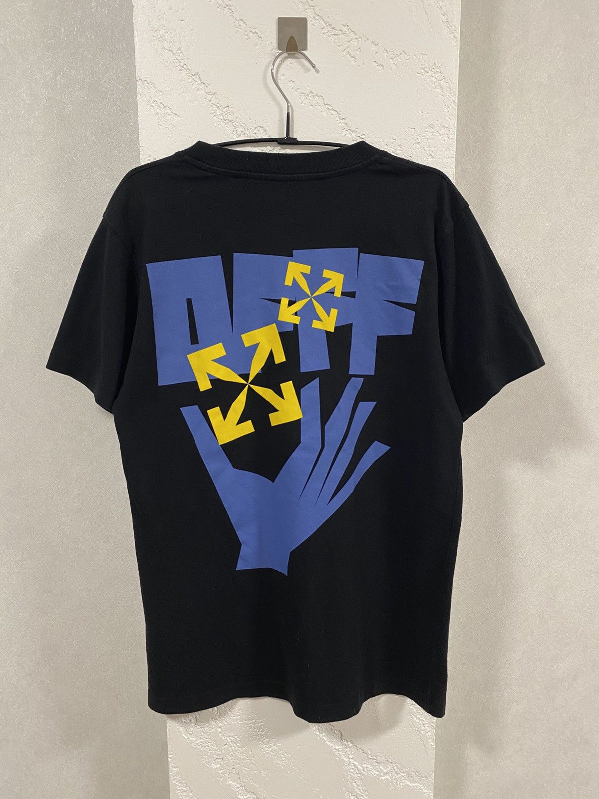Off-White Off White Black Arrows Hands T-shirt Sz: S Virgil