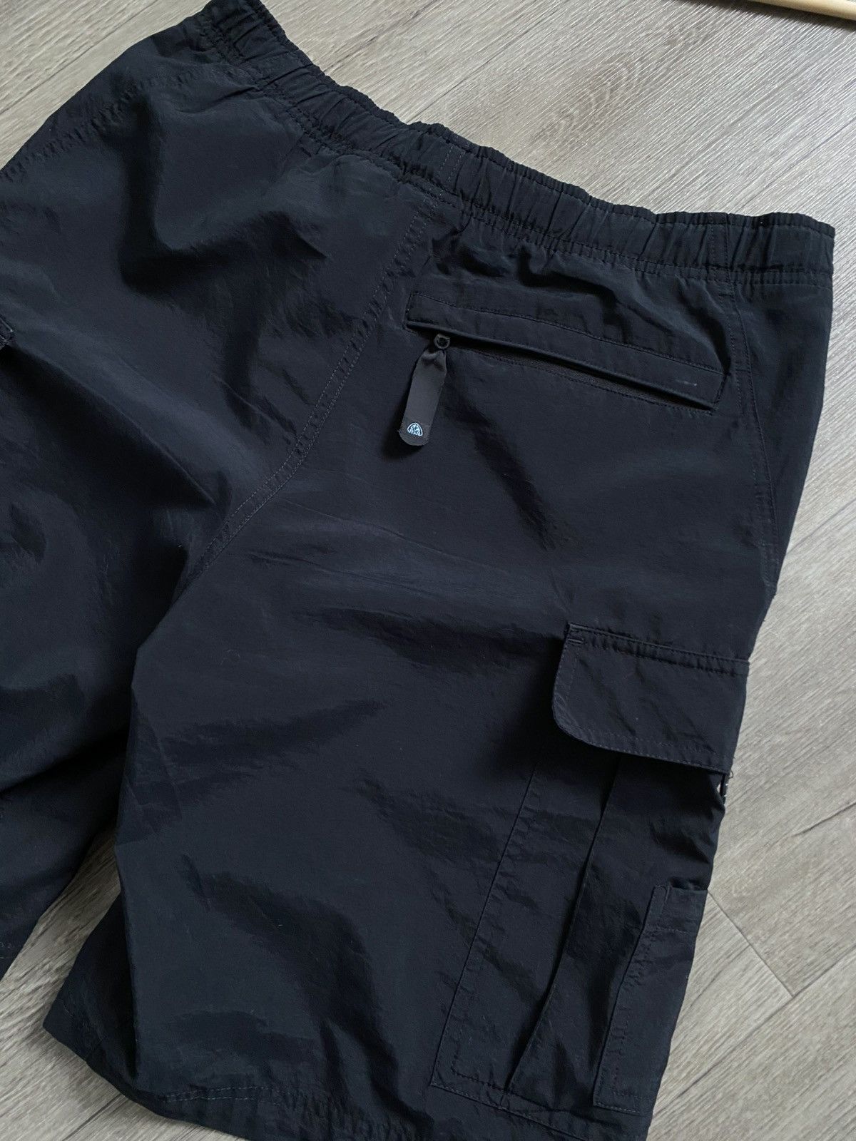 Nike ACG 🫧NIKE ACG VINTAGE CARGO SHORTS Size US 36 / EU 52 - 13 Thumbnail
