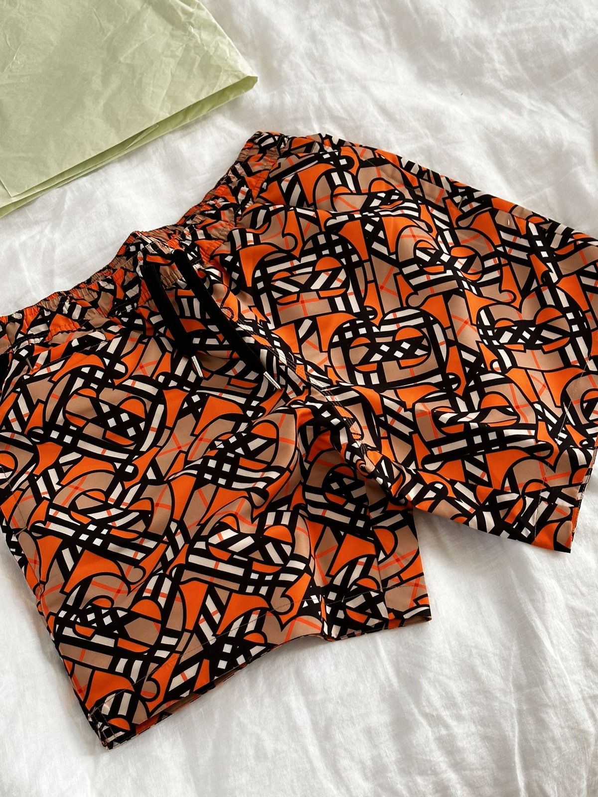 Burberry Burberry Swimsuit Size US 30 / EU 46 - 4 Thumbnail