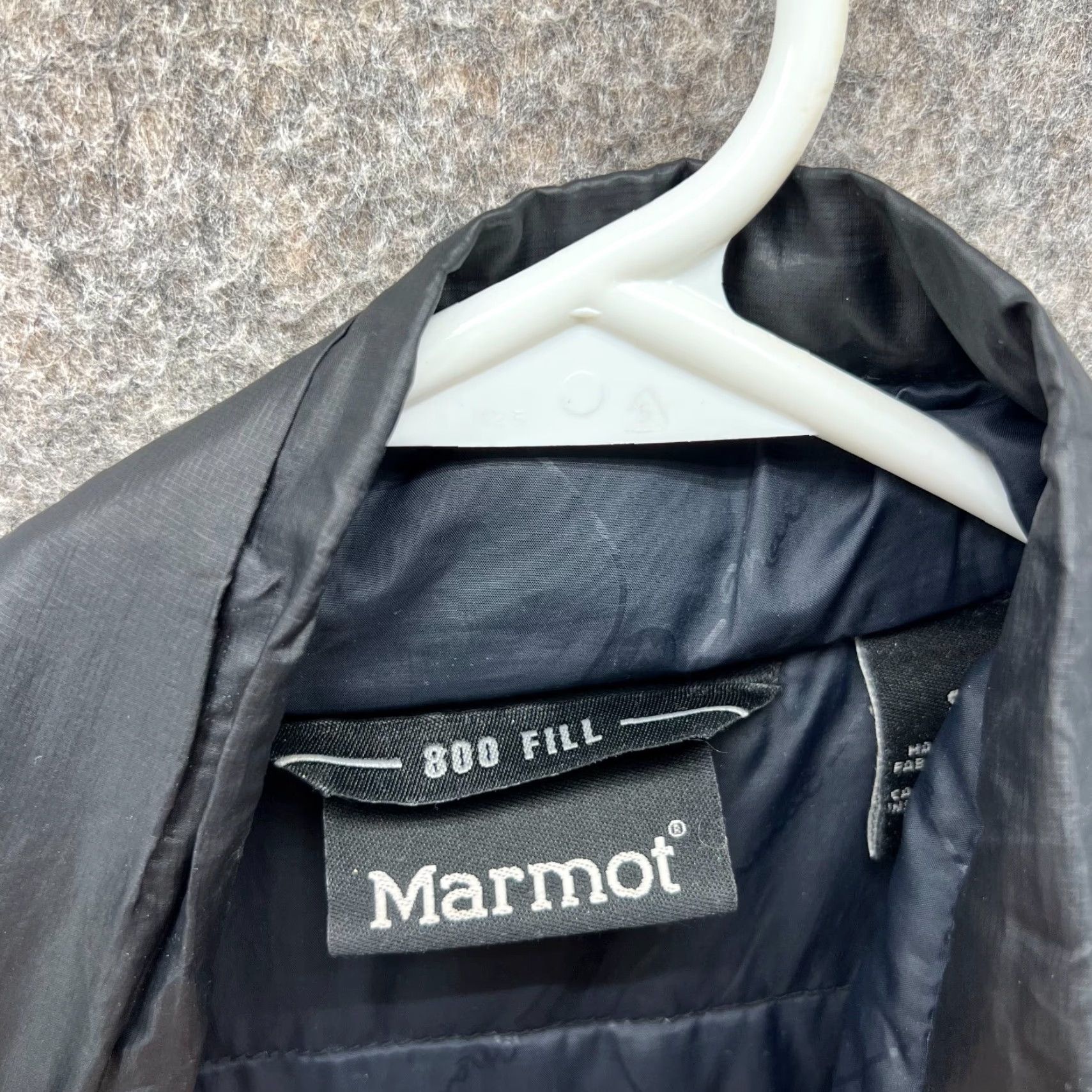 Marmot Marmot Puffer Vest Men S Black Full Zip Quilted Down 800 Vintage? No - (Content kept as original) Size US S / EU 44-46 / 1 - 6 Thumbnail