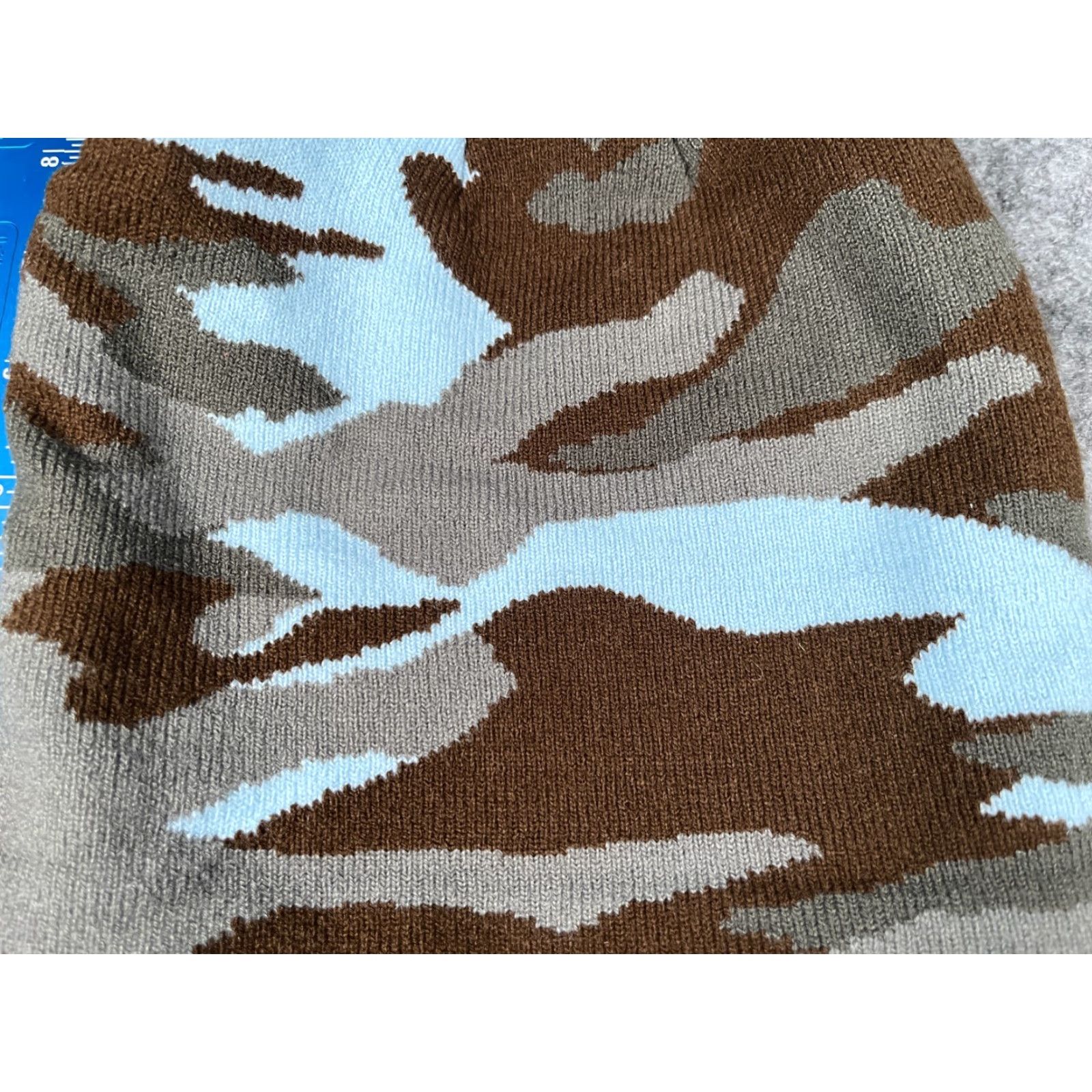 Vintage Capamerica Beanie Cap Adult One Size Blue Gray Camo Knit 100% Acrylic Outdoor Knit Beanie Capamerica Cap Adults One Size Blue Gray Camouflage Outdoor Size ONE SIZE - 2 Thumbnail