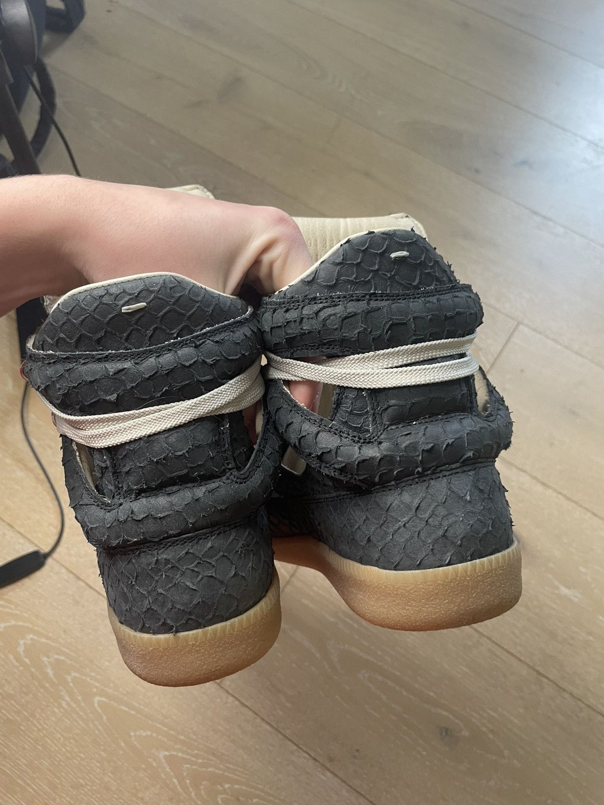 Maison Margiela Maison Margiela High-Top Sneakers – Size 41 Size US 7.5 / EU 40-41 - 4 Thumbnail