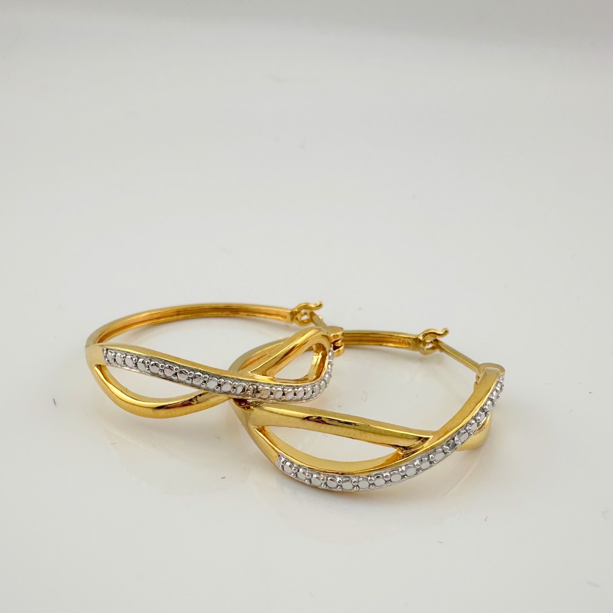 Other Beautiful Infinity Hoop Earrings Sterling 14kt Gold Overlay Size ONE SIZE - 7 Thumbnail