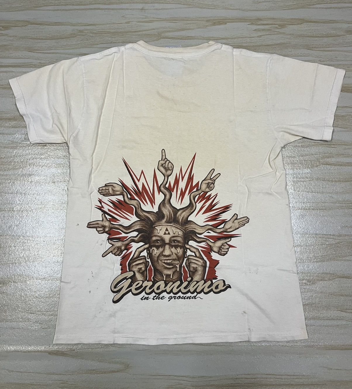 Vintage Geronimo In The Ground Sun Faded Vintage T-shirt Size US M / EU 48-50 / 2 - 5 Thumbnail