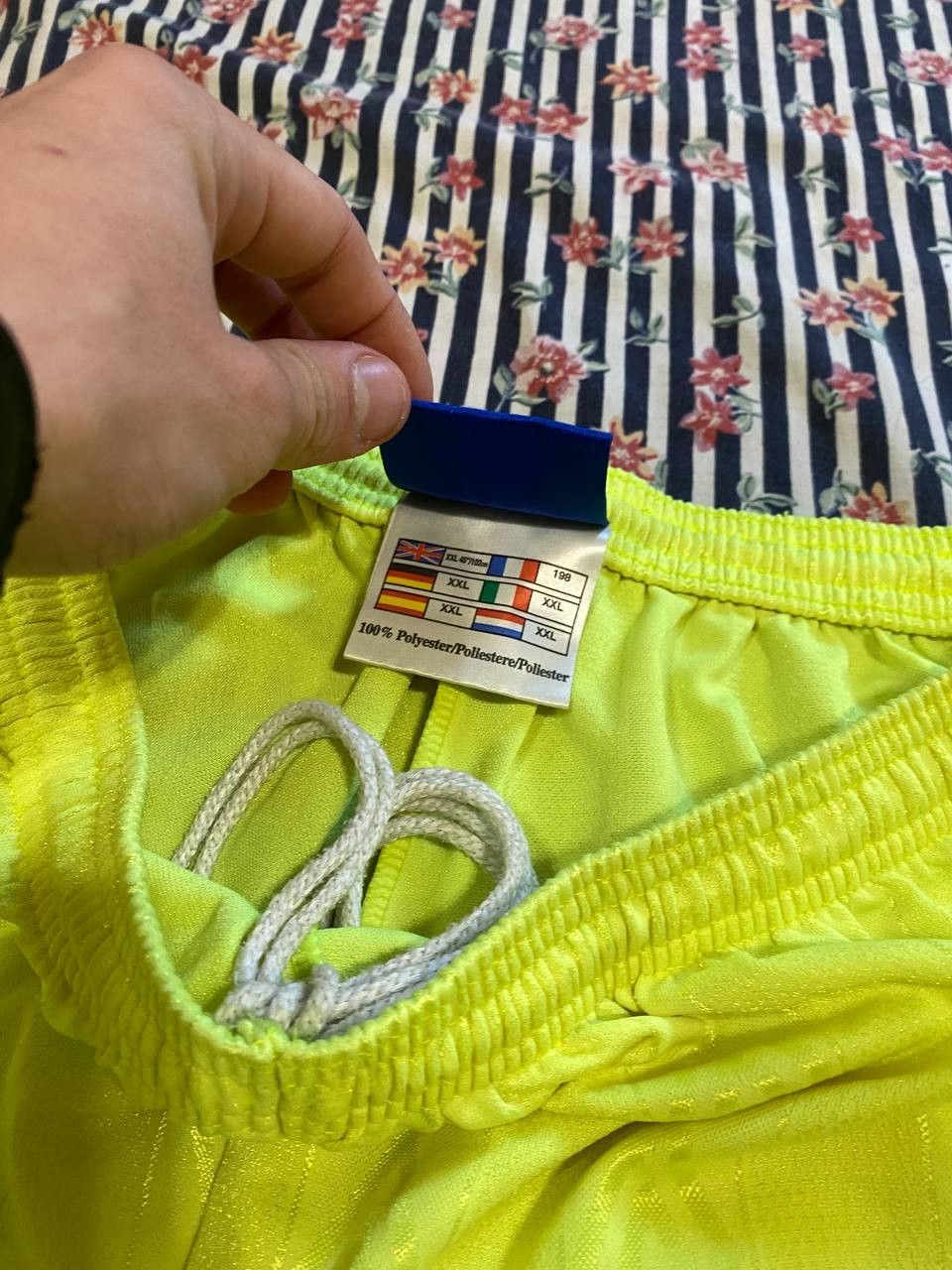 Umbro Vintage 90s Umbro shorts streetwear y2k Size US 38 / EU 54 - 7 Thumbnail