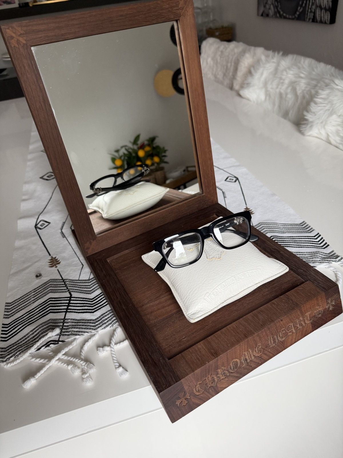 Chrome Hearts Chrome Hearts Ebony Wooden Optical Display Mirror Store Size ONE SIZE - 1 Thumbnail
