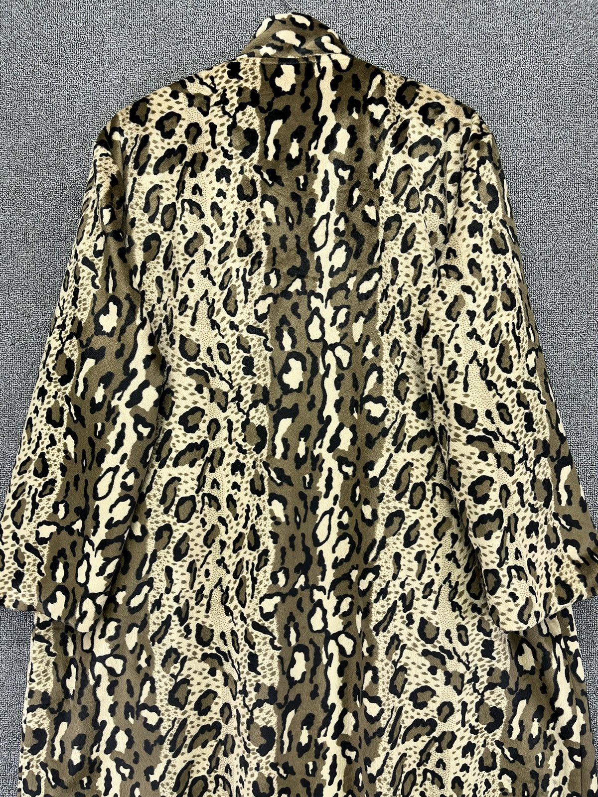Japanese Brand Vintage Japanese Leopard Skin Style Long Jacket Size XL / US 12-14 / IT 48-50 - 10 Thumbnail
