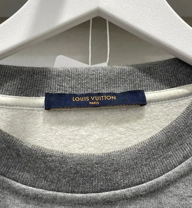 Louis Vuitton Louis Vuitton Gray Embroidered Long Sleeve Sweatshirt . Size US M / EU 48-50 / 2 - 5 Thumbnail
