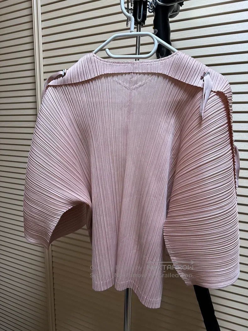 Issey Miyake Issey Miyake size:one size Pearlescent Nude Pink Seaweed C Size S / US 4 / IT 40 - 3 Thumbnail