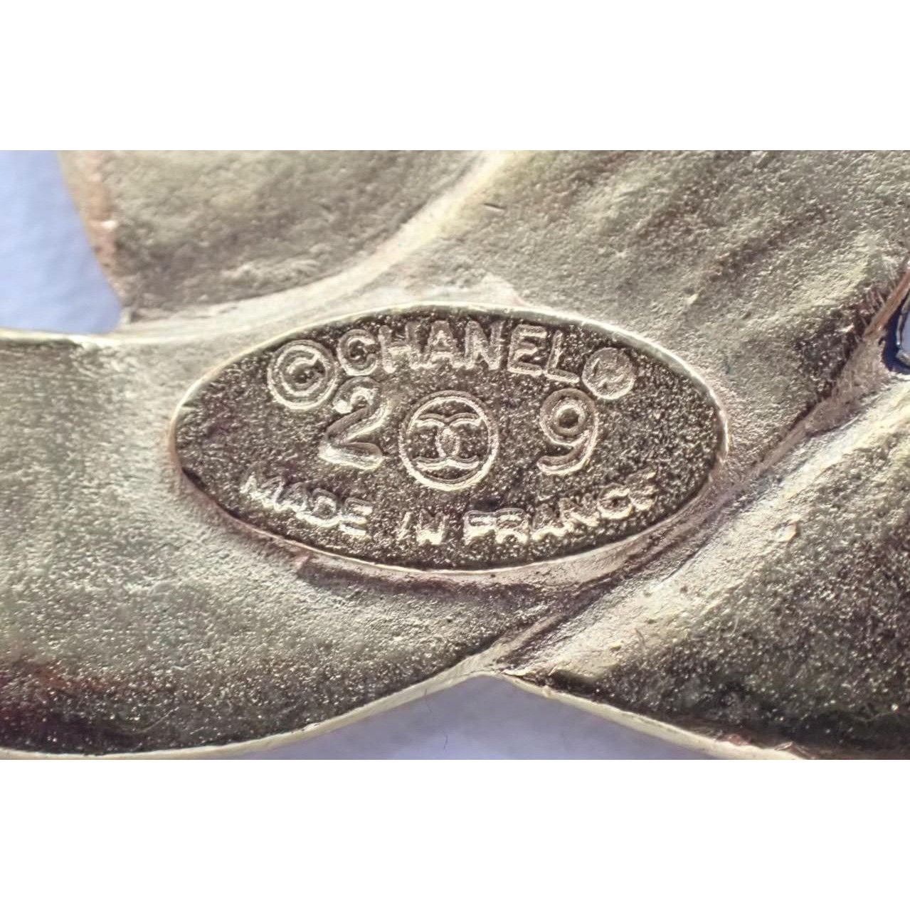 Chanel Vintage CHANEL classic matelasse CC mark brooch pin in mesh Size ONE SIZE - 5 Thumbnail