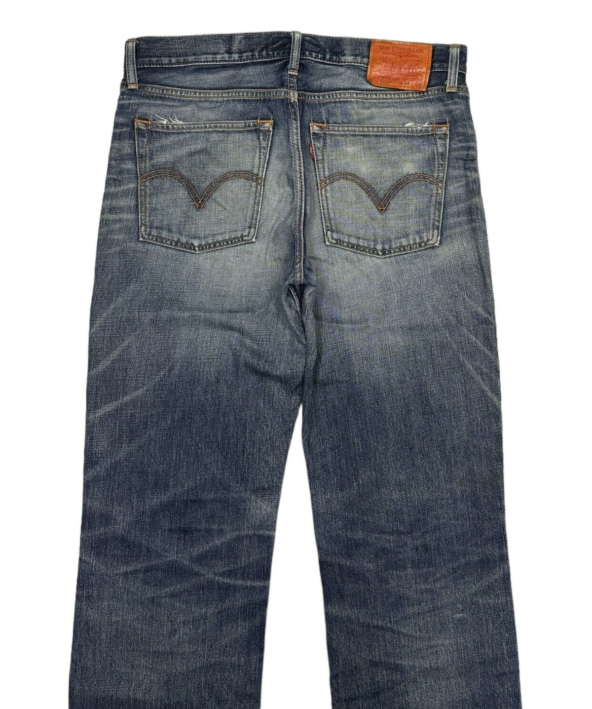 Levi's VINTAGE LEVIS 502 CLASSIC DISTRESSED DENIM JEANS Size US 35 - 6 Thumbnail