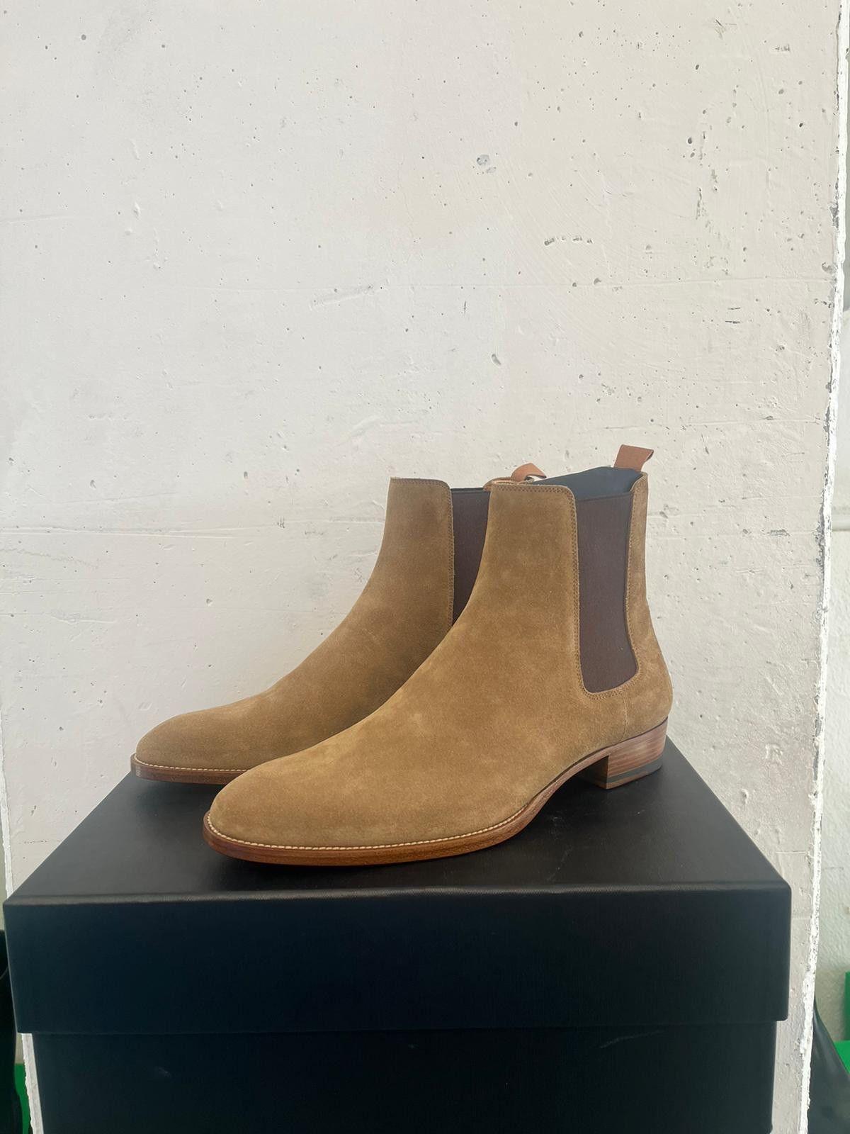 Saint Laurent Paris o1alsim1 Classic Wyatt Chelsea Boots in Brown Size US 11 / EU 44 - 1 Thumbnail
