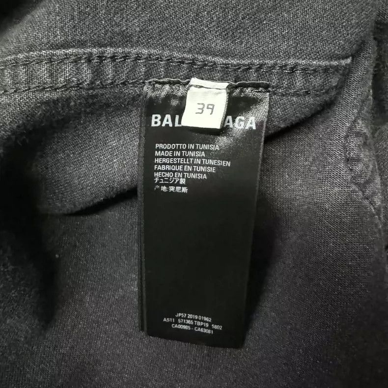 Balenciaga Balenciaga size 39 Back Red Letter Denim Long Sleeve Shirt Size US XS / EU 42 / 0 - 4 Thumbnail