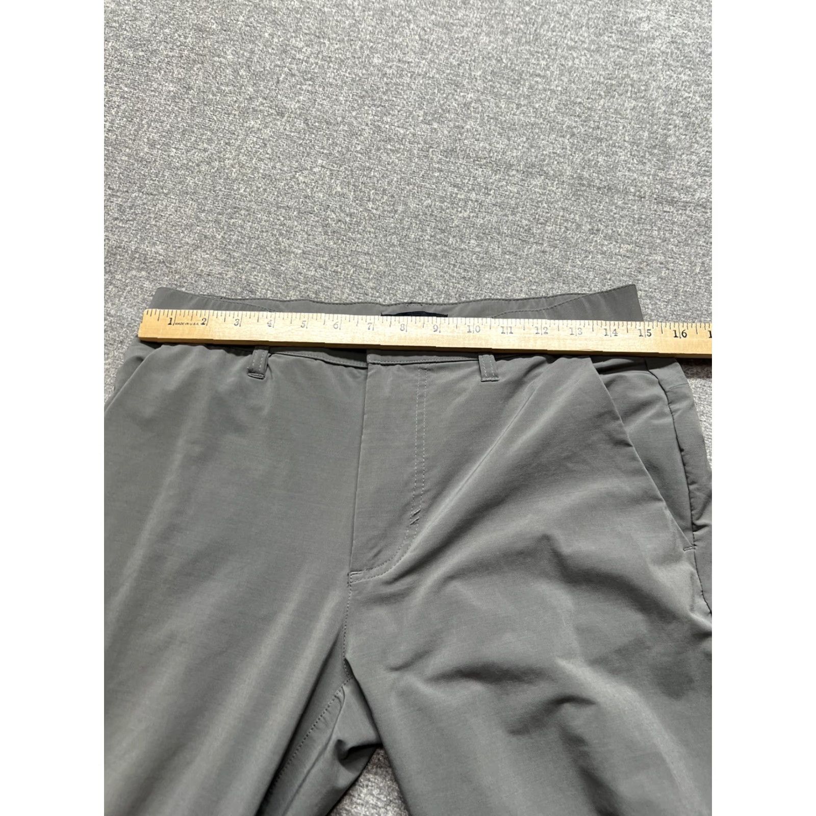Fabletics Fabletics Pants Mens 30x29 Gray Straight Athletic Parachute Adult Medium Size US 31 - 5 Thumbnail