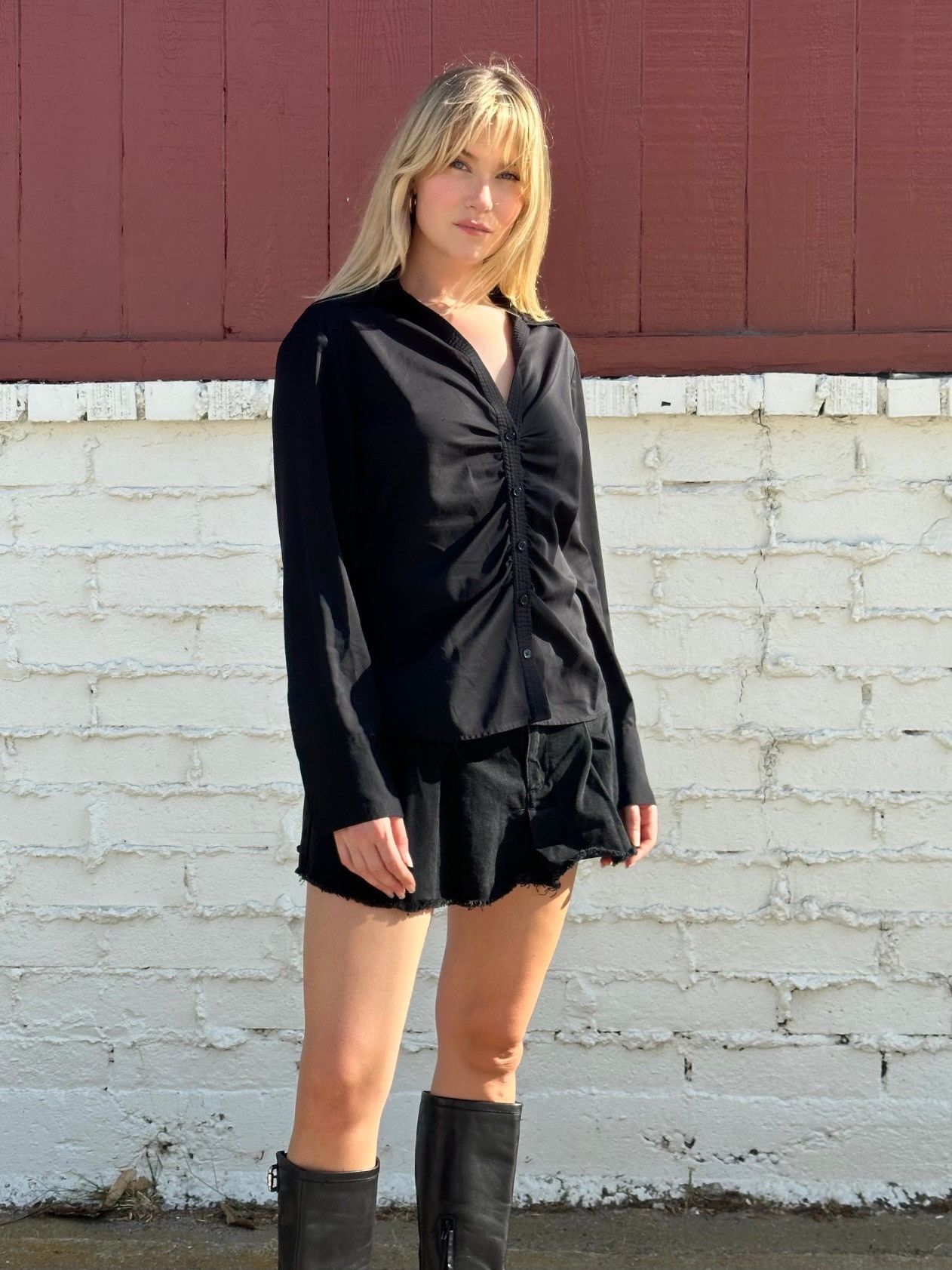 Vintage New York & Company Black Button Up Blouse with Cinched Waist Size S / US 4 / IT 40 - 4 Thumbnail