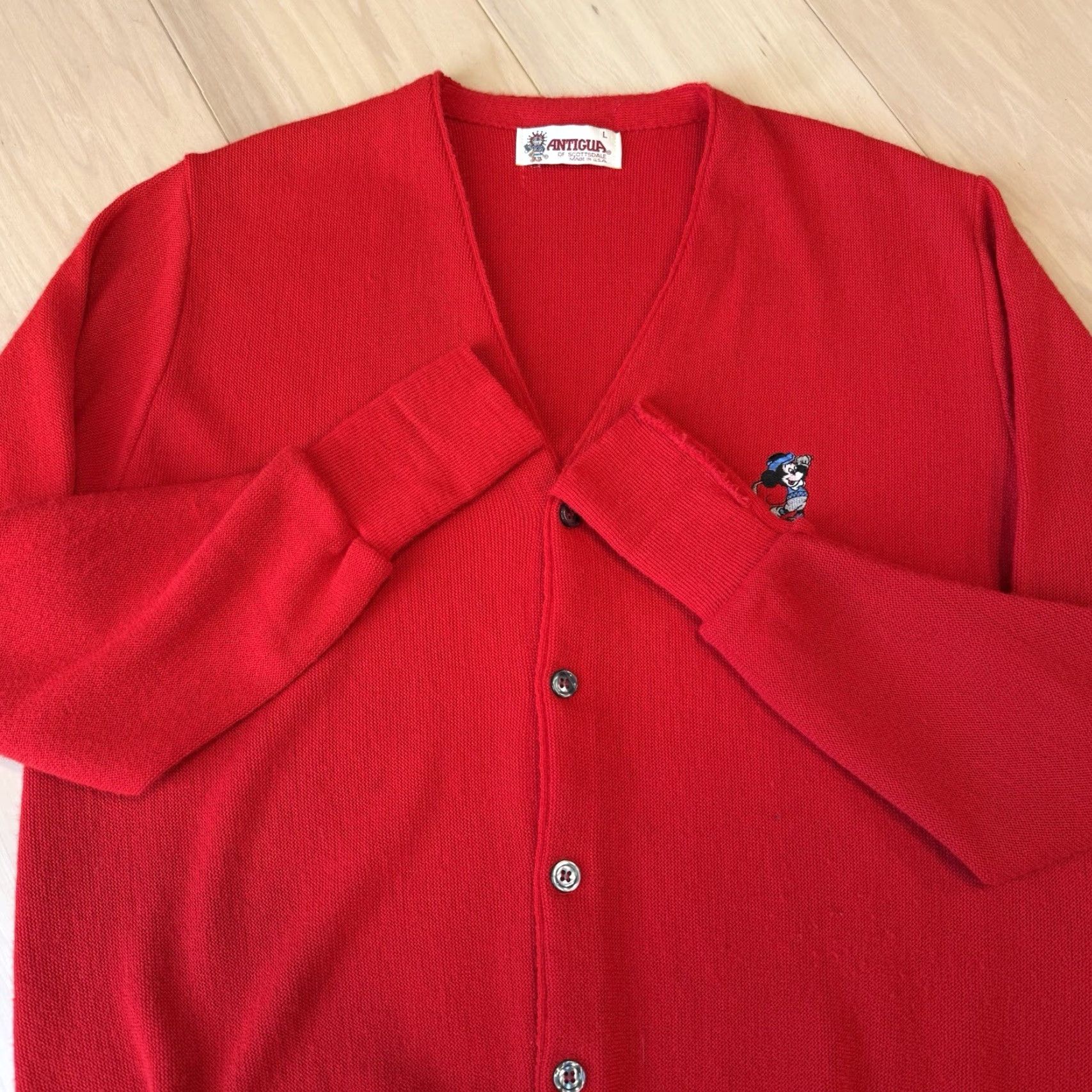 Disney VINTAGE Disney Mickey Mouse Cardigan L Red Acrylic Sweater Men Cardigan Size US L / EU 52-54 / 3 - 5 Thumbnail