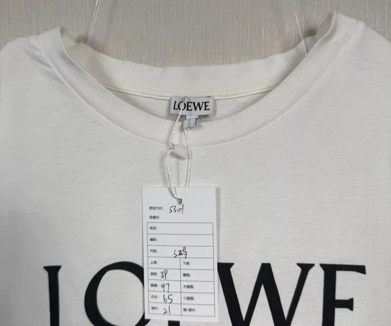 Loewe LOEWE Portrait short sleeves Size S / US 4 / IT 40 - 2 Thumbnail