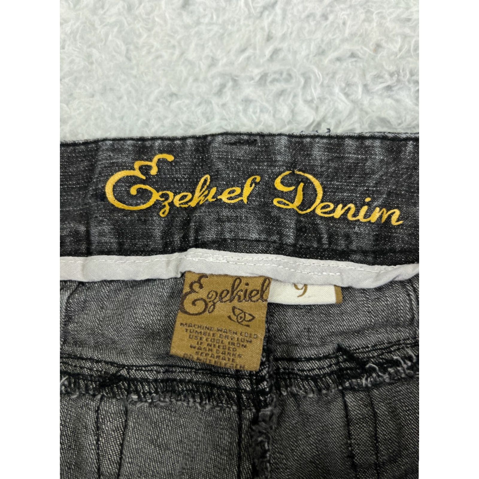 Vintage Ezekiel Womens Black Denim Jeans Bootcut 9 Slim Stretch Low Rise 5-Pocket Design Cotton Blend Size 30" / US 8 / IT 44 - 3 Thumbnail