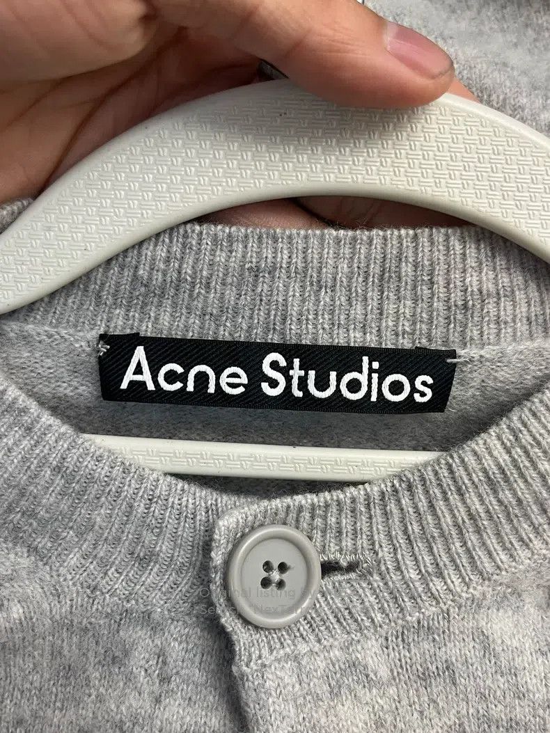 Acne Studios Acne Studios Crew Neck Cardigan Solid Wool Single Breasted Size XXS / US 00 / IT 34 - 3 Thumbnail
