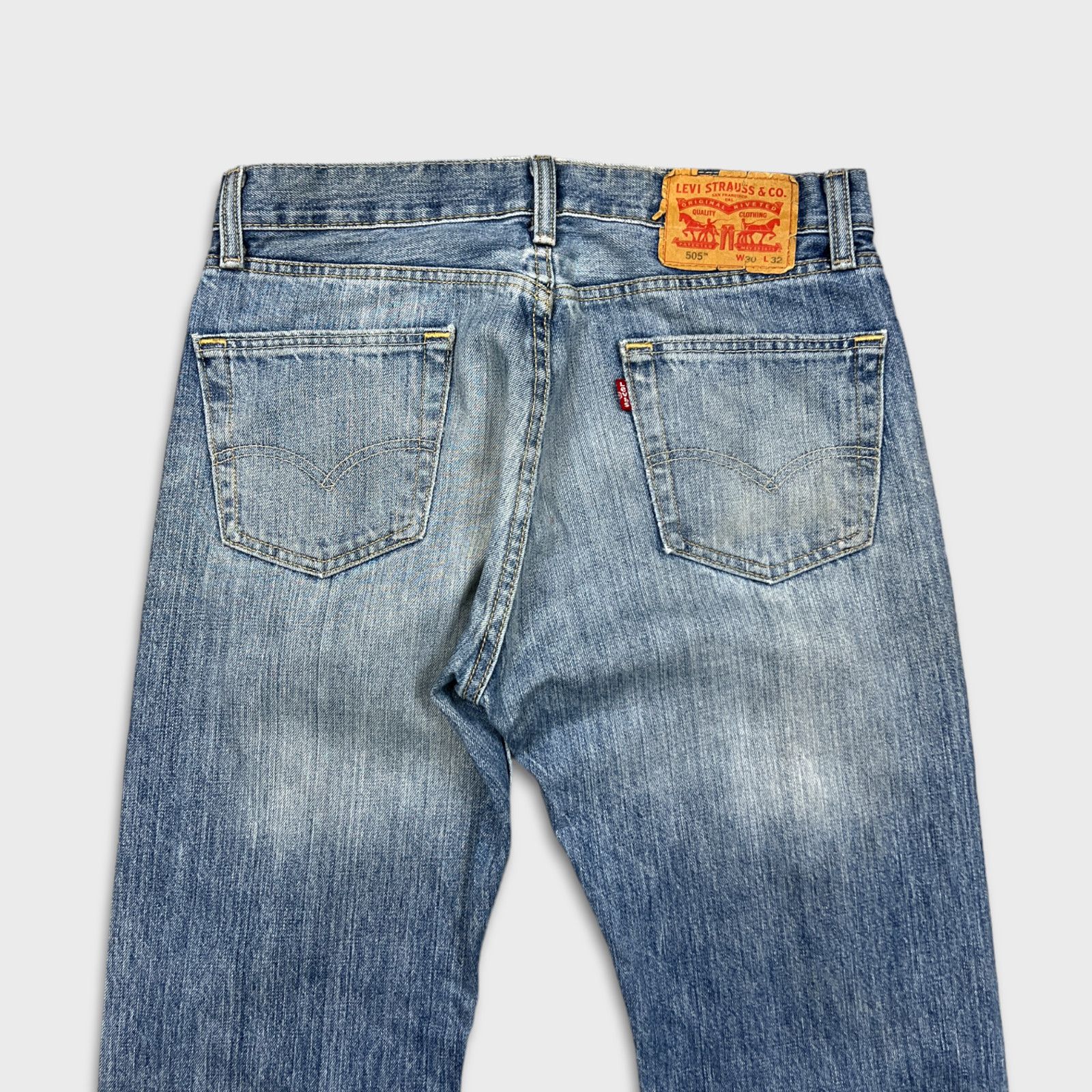 Levi's × Vintage Vintage Levi's 505 Jeans Mens 30x32 Blue Regular Fit Denim Size US 30 / EU 46 - 7 Thumbnail