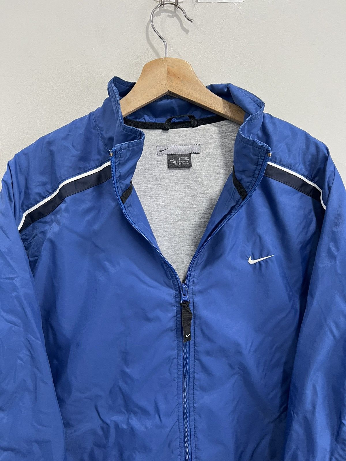 Nike Vintage Nike Windbreaker Jacket swoosh check Size US L / EU 52-54 / 3 - 4 Thumbnail