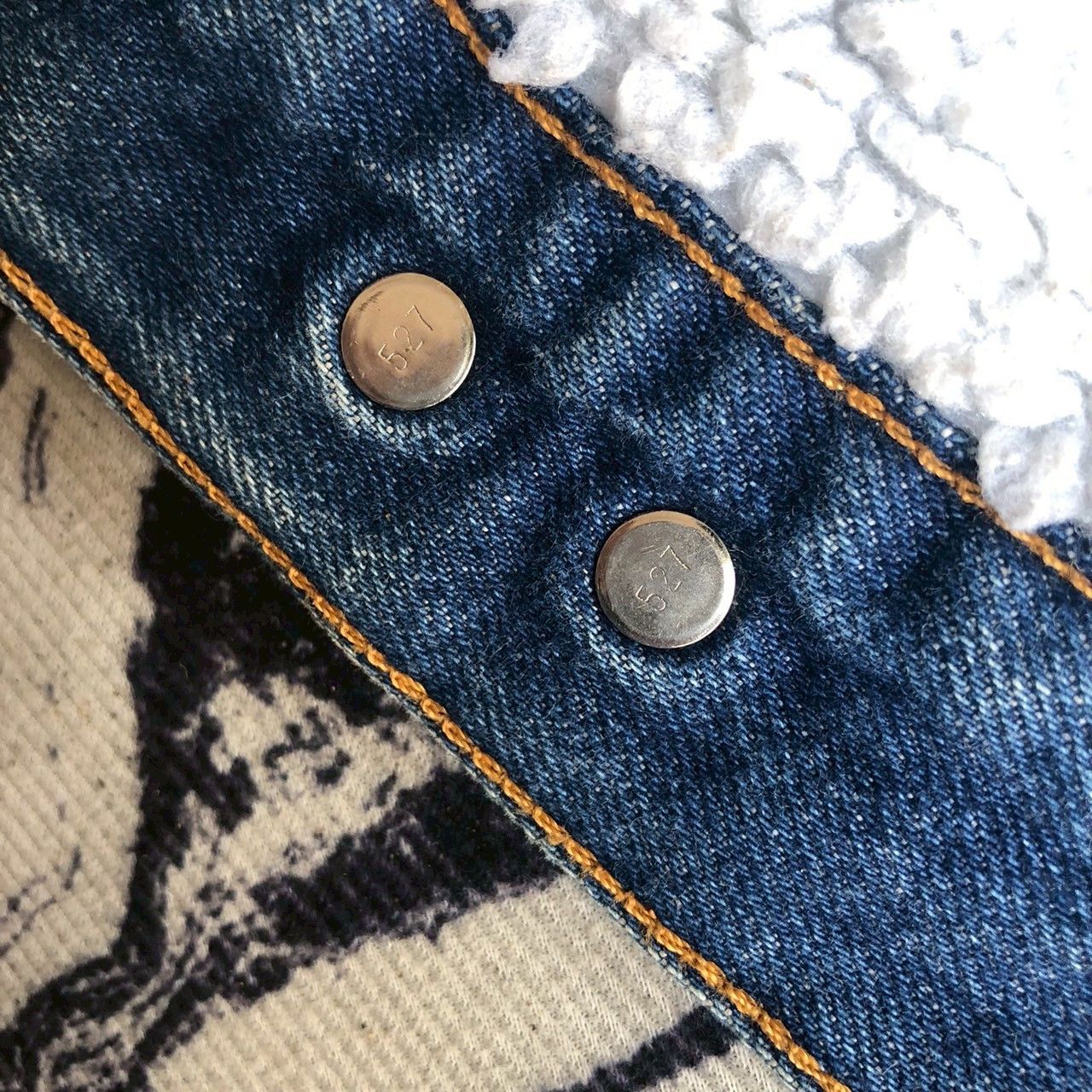 Levi’s Type 3 Vintage 90s Sherpa Lined Denim Trucker Jacket