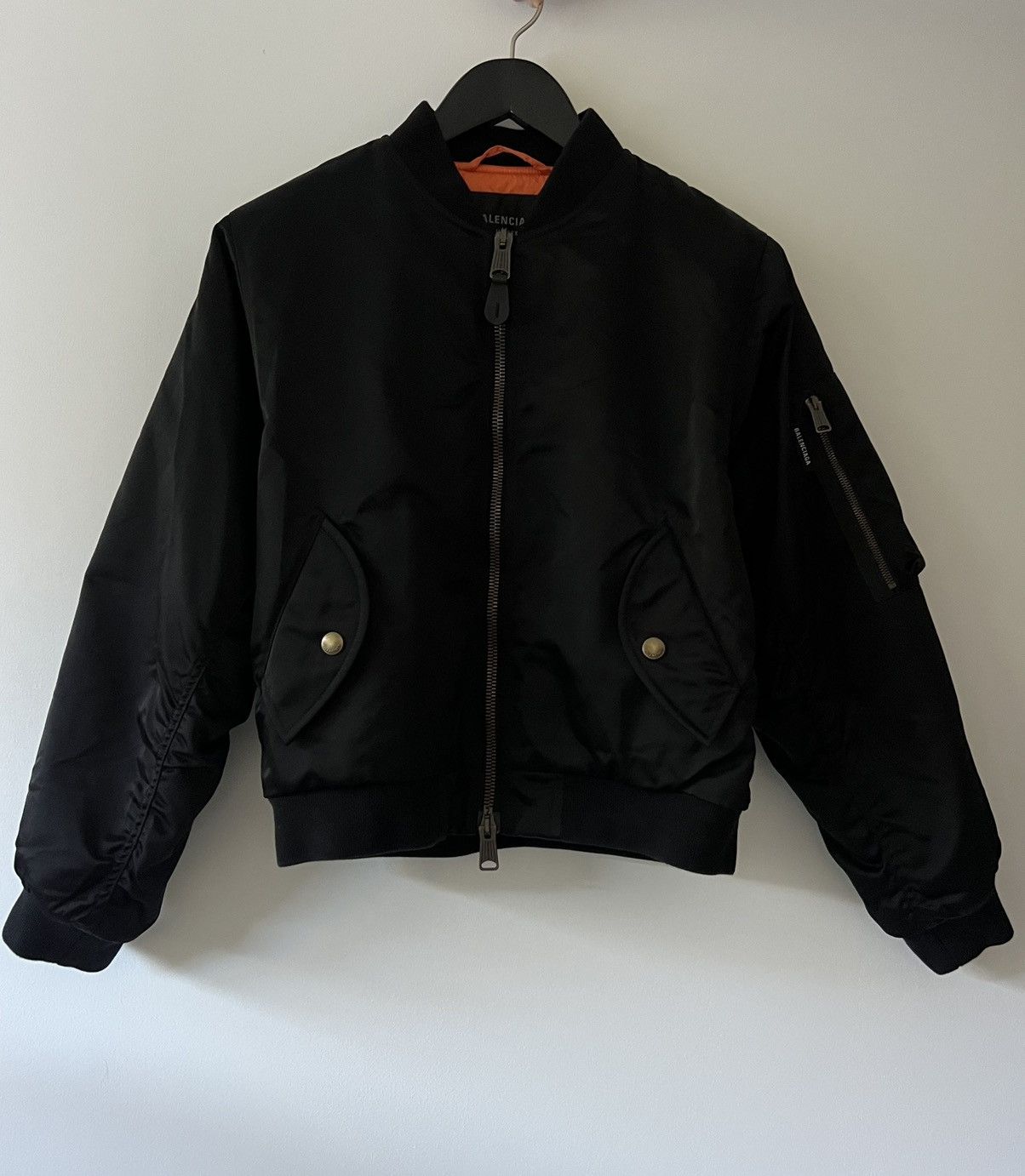 Balenciaga Balenciaga Shrunk Cropped Bomber Jacket Size US L / EU 52-54 / 3 - 3 Thumbnail