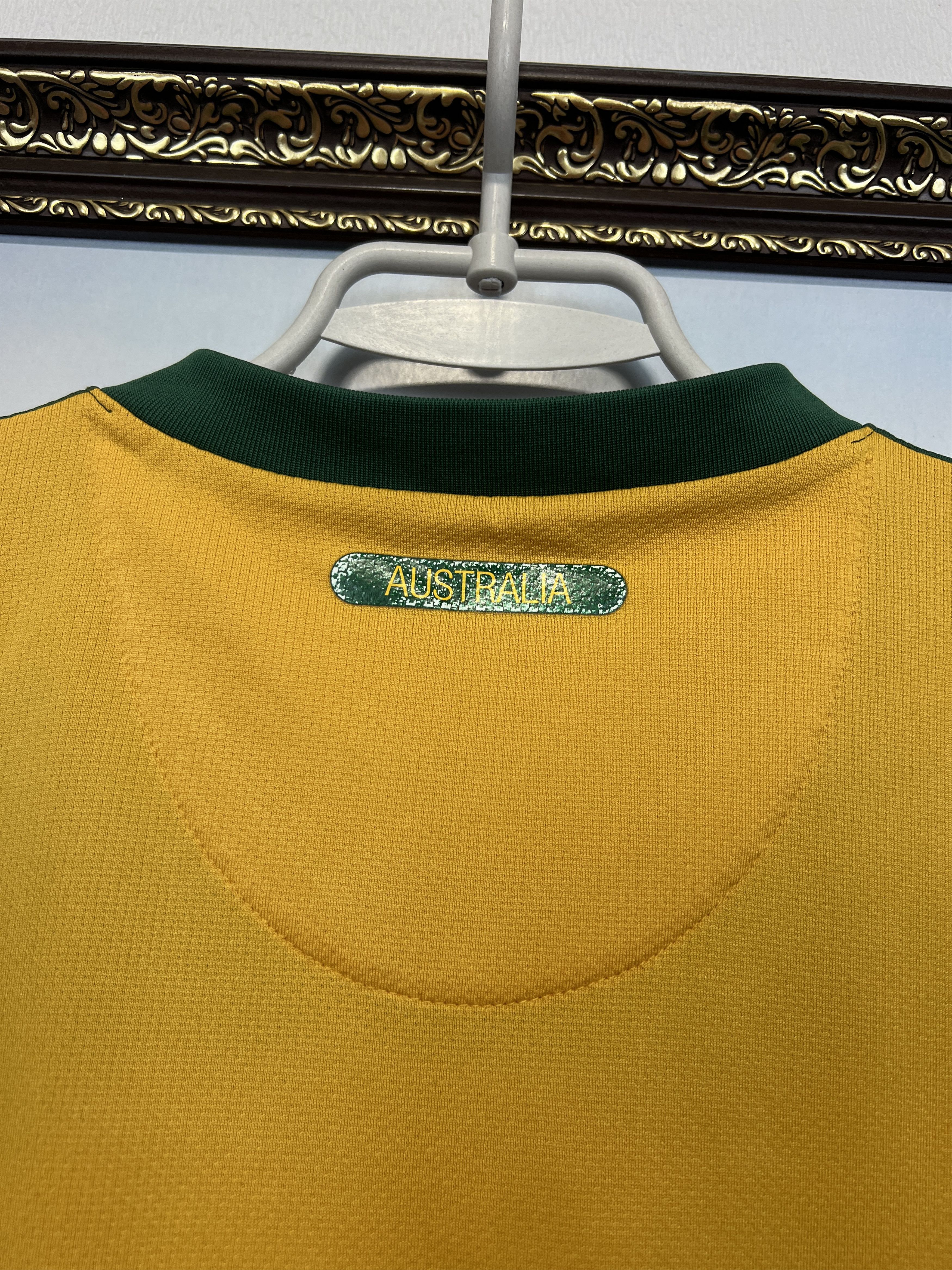 Nike Australia football shirt Soccer Jersey National Team Trikot Size US M / EU 48-50 / 2 - 11 Thumbnail