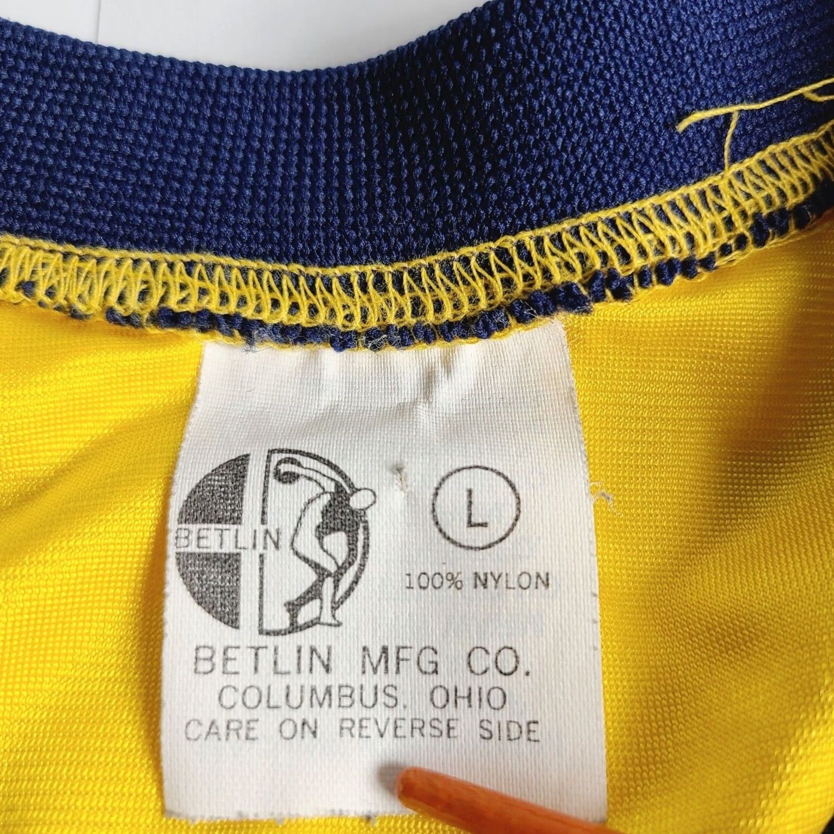 Vintage VINTAGE Gus Macker 90's Men's Large Basketball Jersey Yellow Michigan Mens Blue? Size US L / EU 52-54 / 3 - 5 Thumbnail