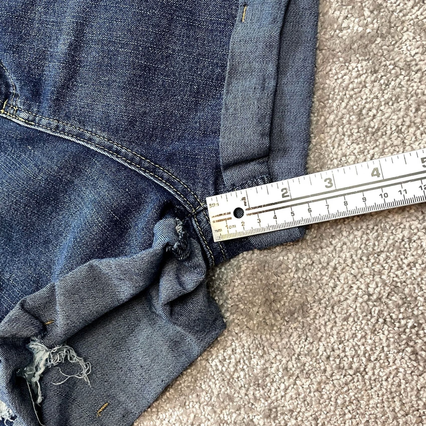 Shein Shein Bermuda Shorts Womens 12 3XL Blue Denim Stretch Rolled Distressed Jean Size 34" / US 12 / IT 48 - 3 Thumbnail