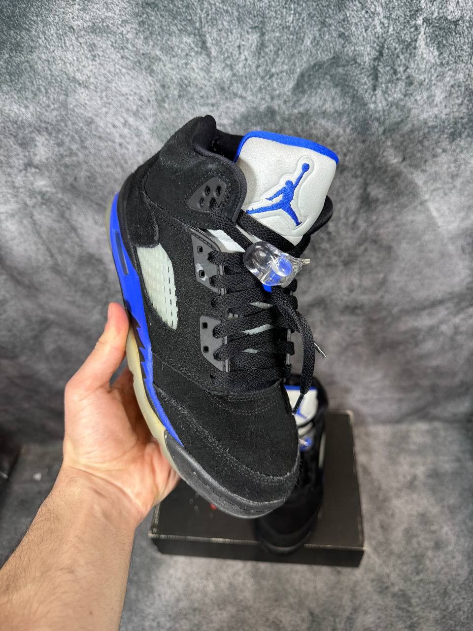 Jordan Brand Size 6.5Y | Jordan 5 Racer Blue With Box | Pre-Owned Size US 6.5 / EU 39-40 - 1 Thumbnail