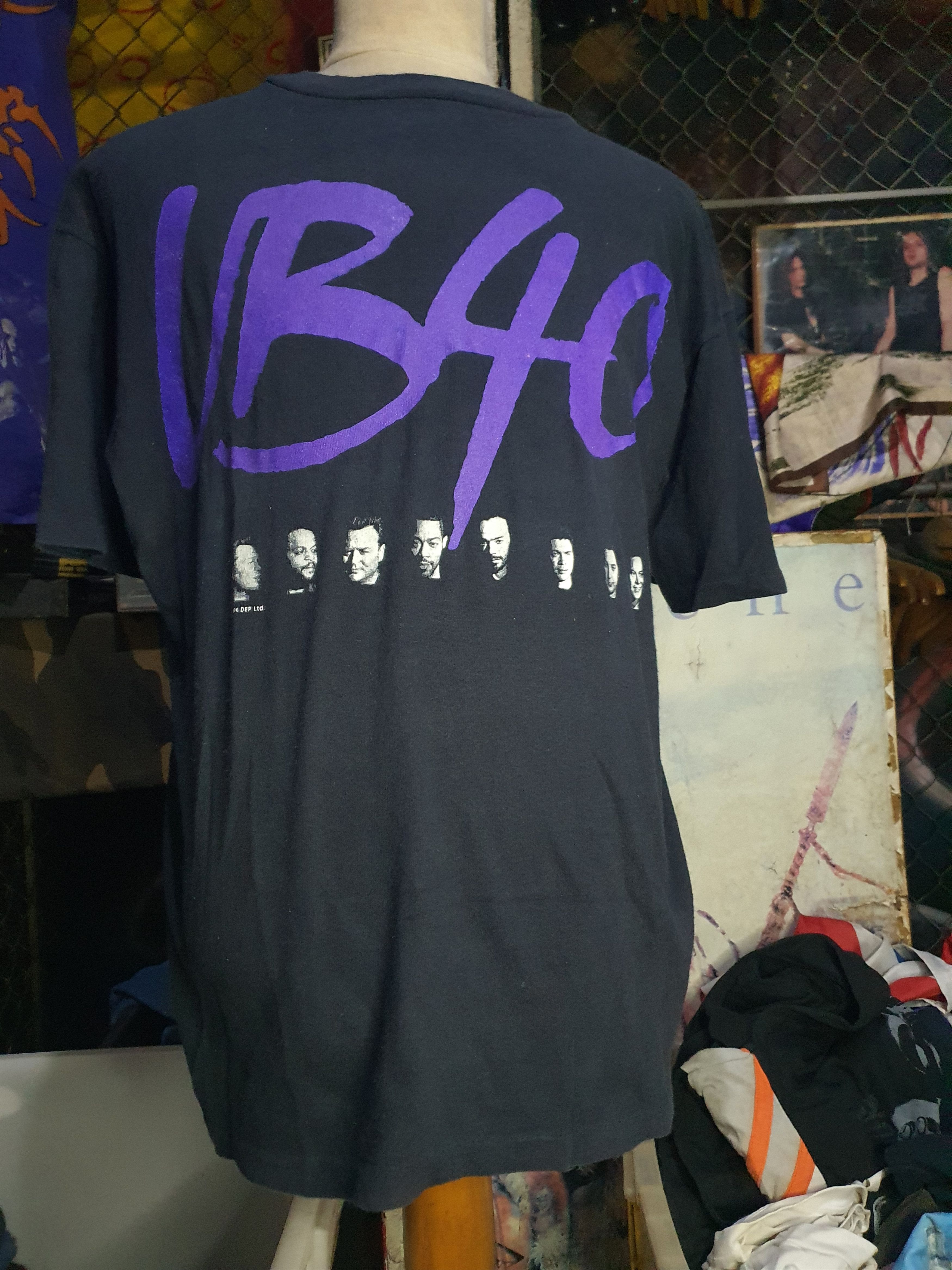 Band Tees 🌹Ub 40 XL 🌹 Size US XL / EU 56 / 4 - 1 Thumbnail