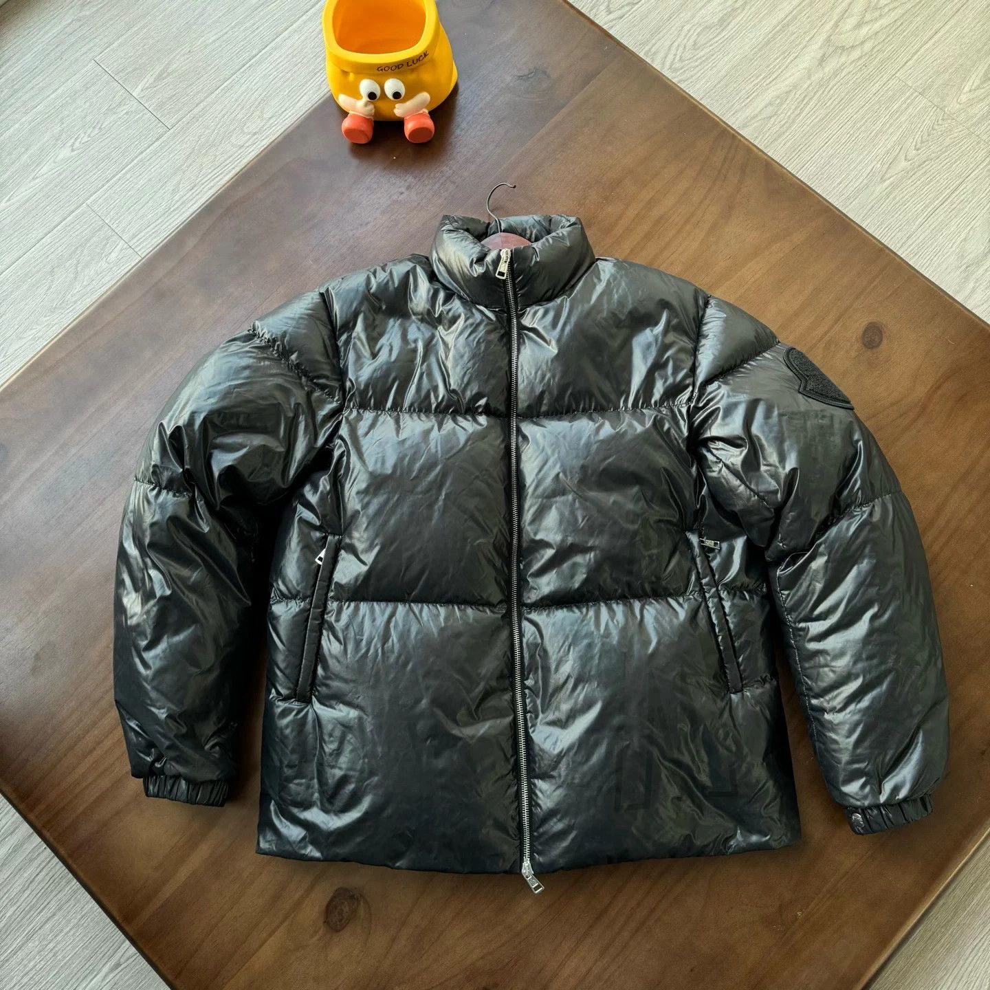 Moncler Moncler black big logo sleeve down jacket size 4 mint Size US XL / EU 56 / 4 - 1 Thumbnail