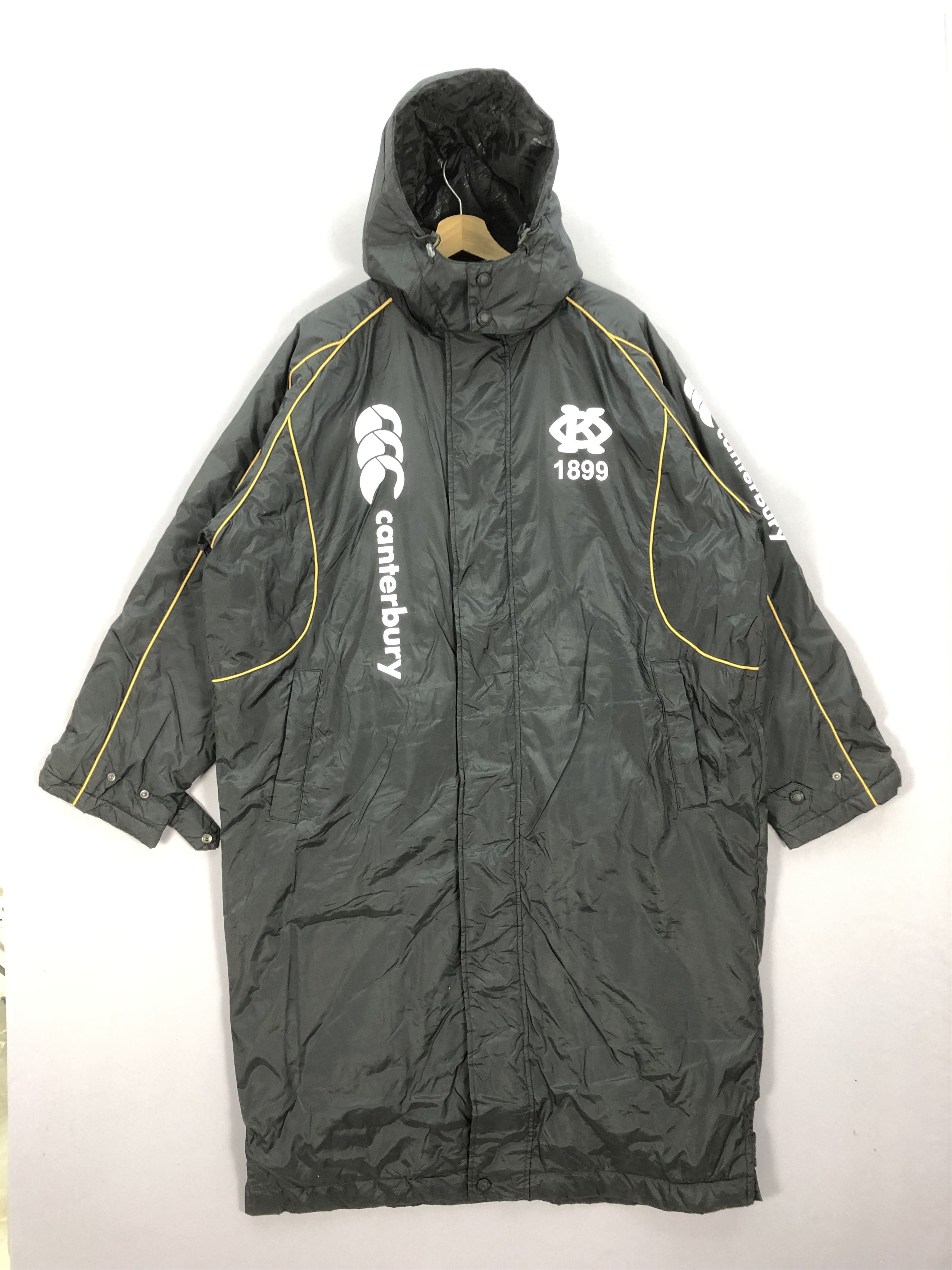 Canterbury of New Zealand × Vintage Vintage Canterbury All Black Long Coach Windbreaker Jacket Size US XL / EU 56 / 4 - 3 Thumbnail