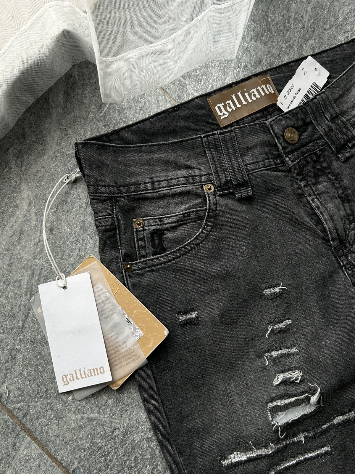 John Galliano Vintage New John Galliano Chic Gray Wash Straight Fit Jeans Size 25" / US 0 / IT 36 - 15 Thumbnail