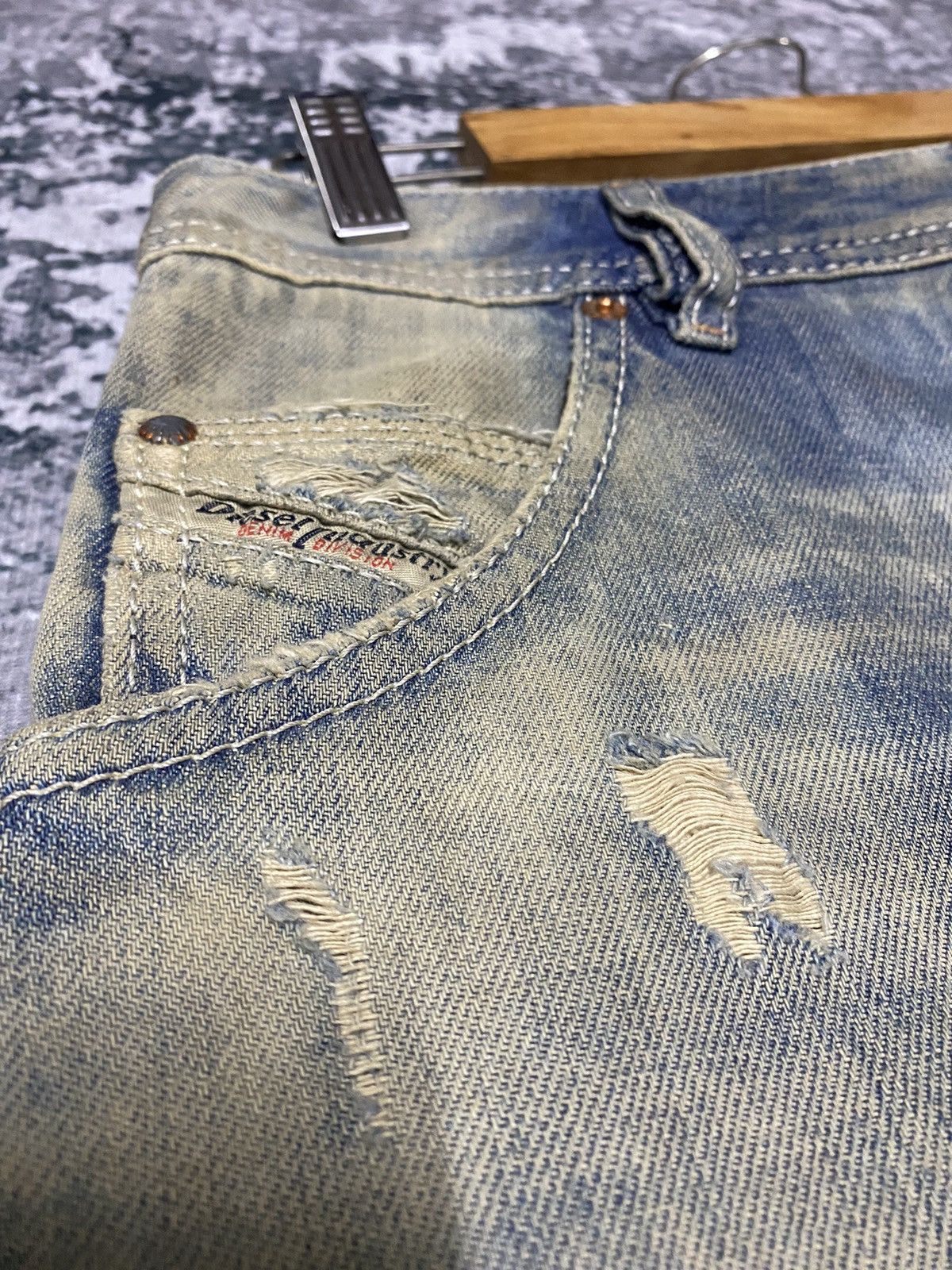Diesel Vintage Diesel Industry Distressed Denim Jeans Made in Italy Size US 32 / EU 48 - 11 Thumbnail