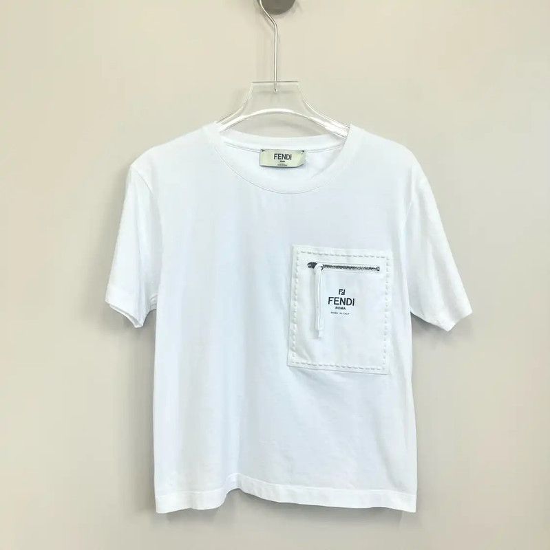 Fendi Fendi White XS Women’s T-Shirt with Pocket 0089 Size XS / US 0-2 / IT 36-38 - 1 Thumbnail