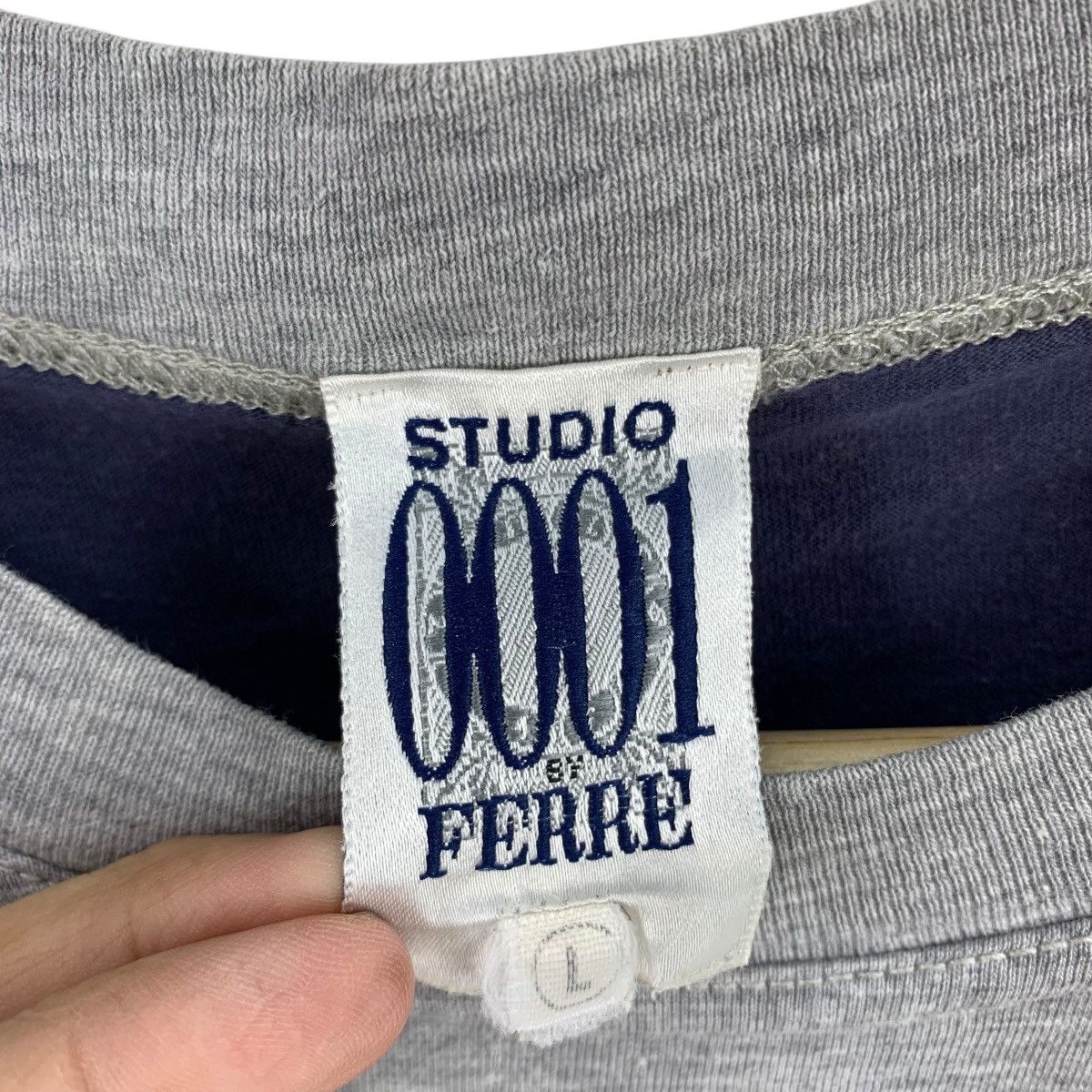 Vintage Vintage 90s STUDIO 0001 By FERRE Gianfranco Italy Tshirt Size US L / EU 52-54 / 3 - 5 Thumbnail