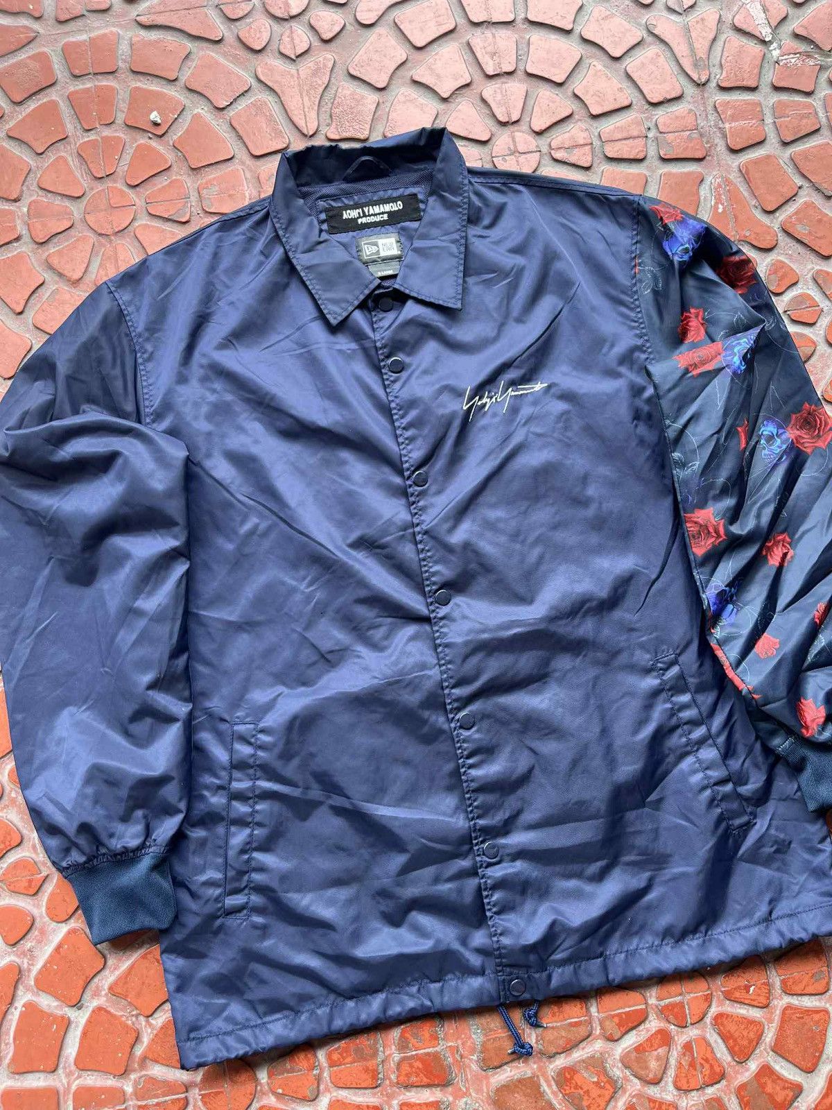 New Era × Yohji Yamamoto YOHJI YAMAMOTO X NEW ERA SS/18 BLOUSON SKULL ROSE Size US XL / EU 56 / 4 - 2 Thumbnail