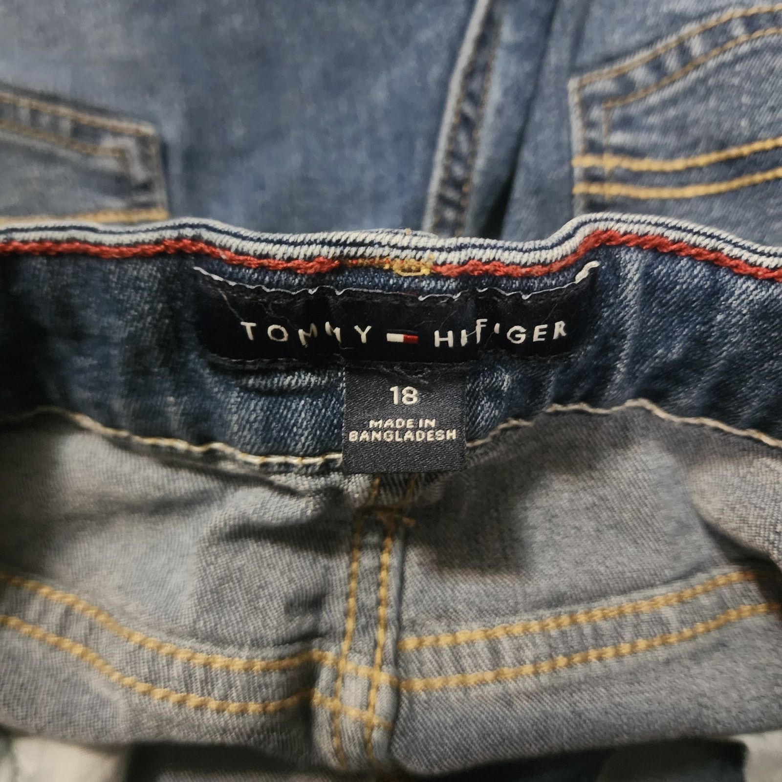 Tommy Hilfiger Tommy Hilfiger Y2K VTG denim shorts patches Size 18 2316 Size US 28 / EU 44 - 6 Thumbnail