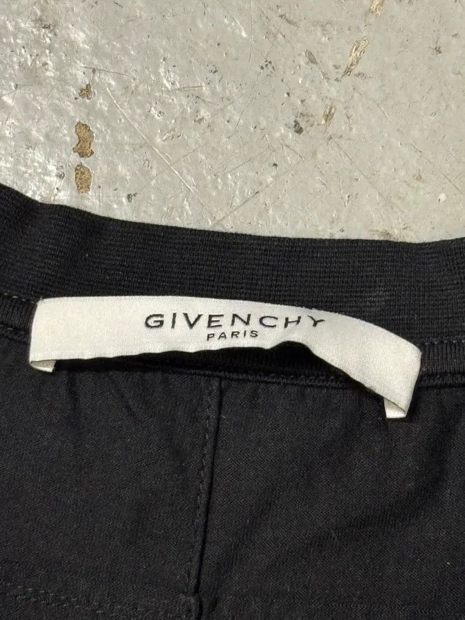 Givenchy 2010s Givenchy Fallen Angel Black T-Shirt by Riccardo Tisci Size US S / EU 44-46 / 1 - 9 Thumbnail