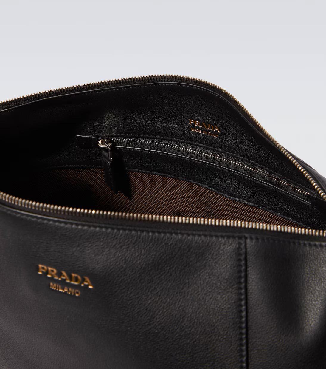 Prada o1la1rc1a0925 Size: OS / Shoulder Bag in Black Size ONE SIZE - 4 Thumbnail