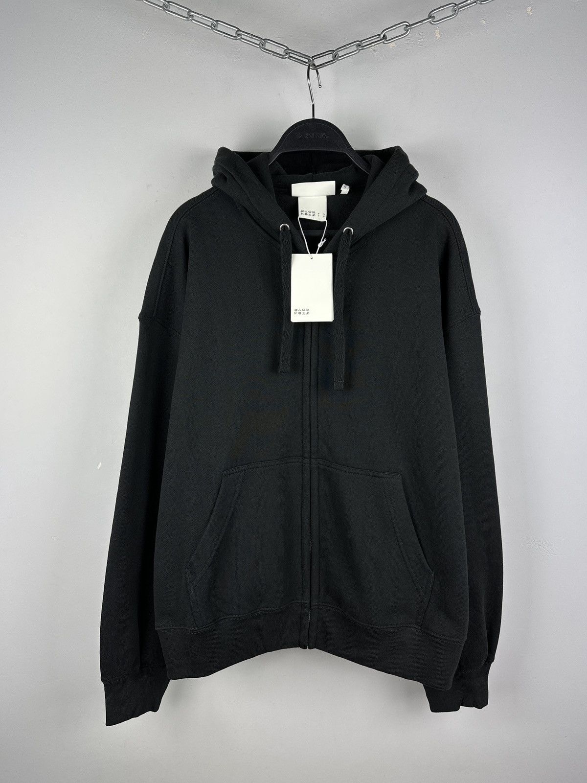 H&M NEW🏷️ H&M Baggy Oversize Zip Up Kanye Style Black Boxy Hoodie Size US S / EU 44-46 / 1 - 1 Thumbnail