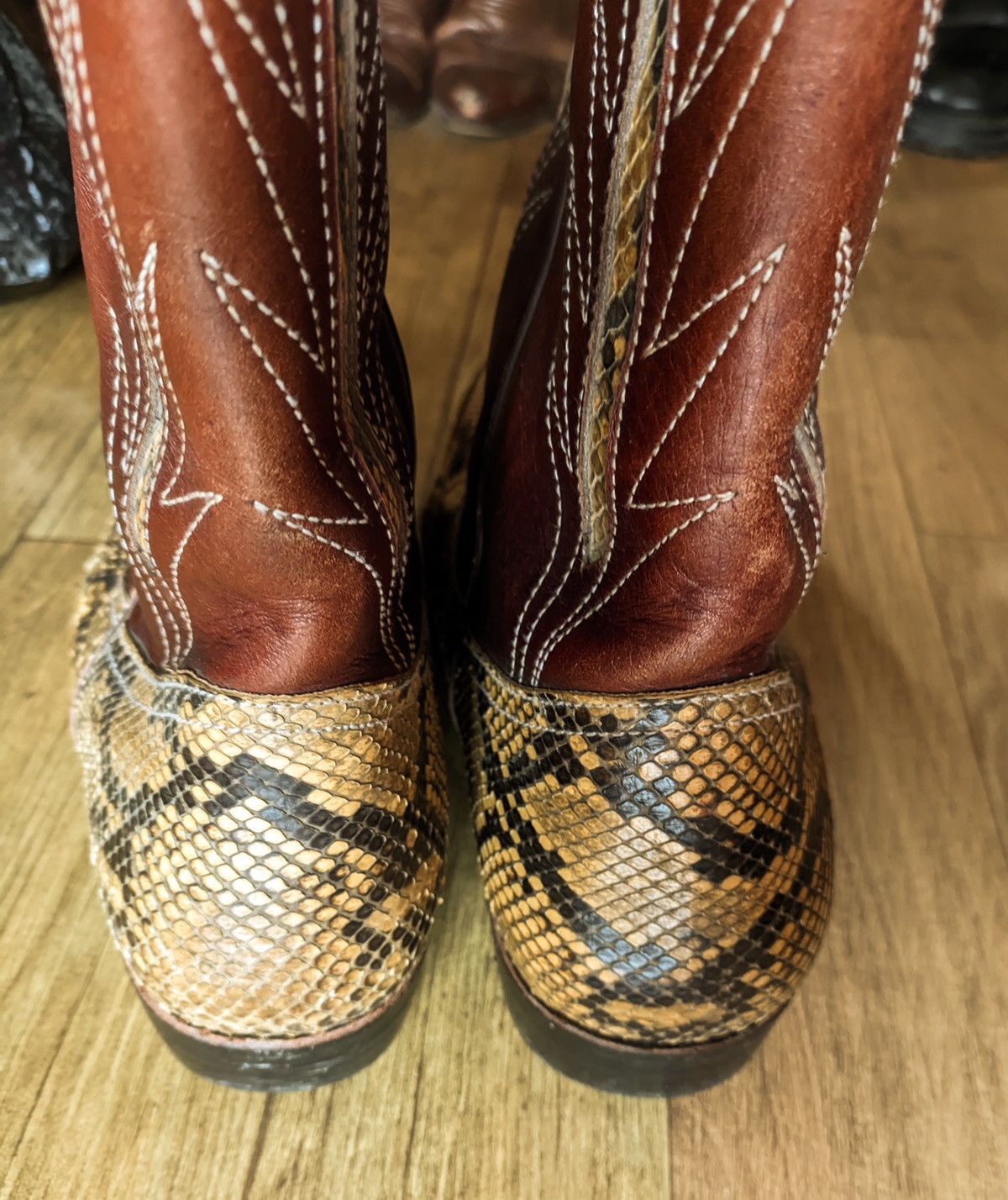 Cowboy Equipment × Dan Post × Vintage Exotic Snakeskin Cowboy Boots – Mixed Leather Size US 9 / EU 42 - 4 Thumbnail