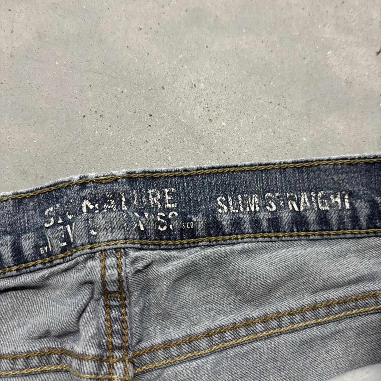 Levi's × Vintage Crazy Vintage Y2K/2000s Grunge Faded Wash Levis Denim Jeans! Size US 28 / EU 44 - 8 Thumbnail