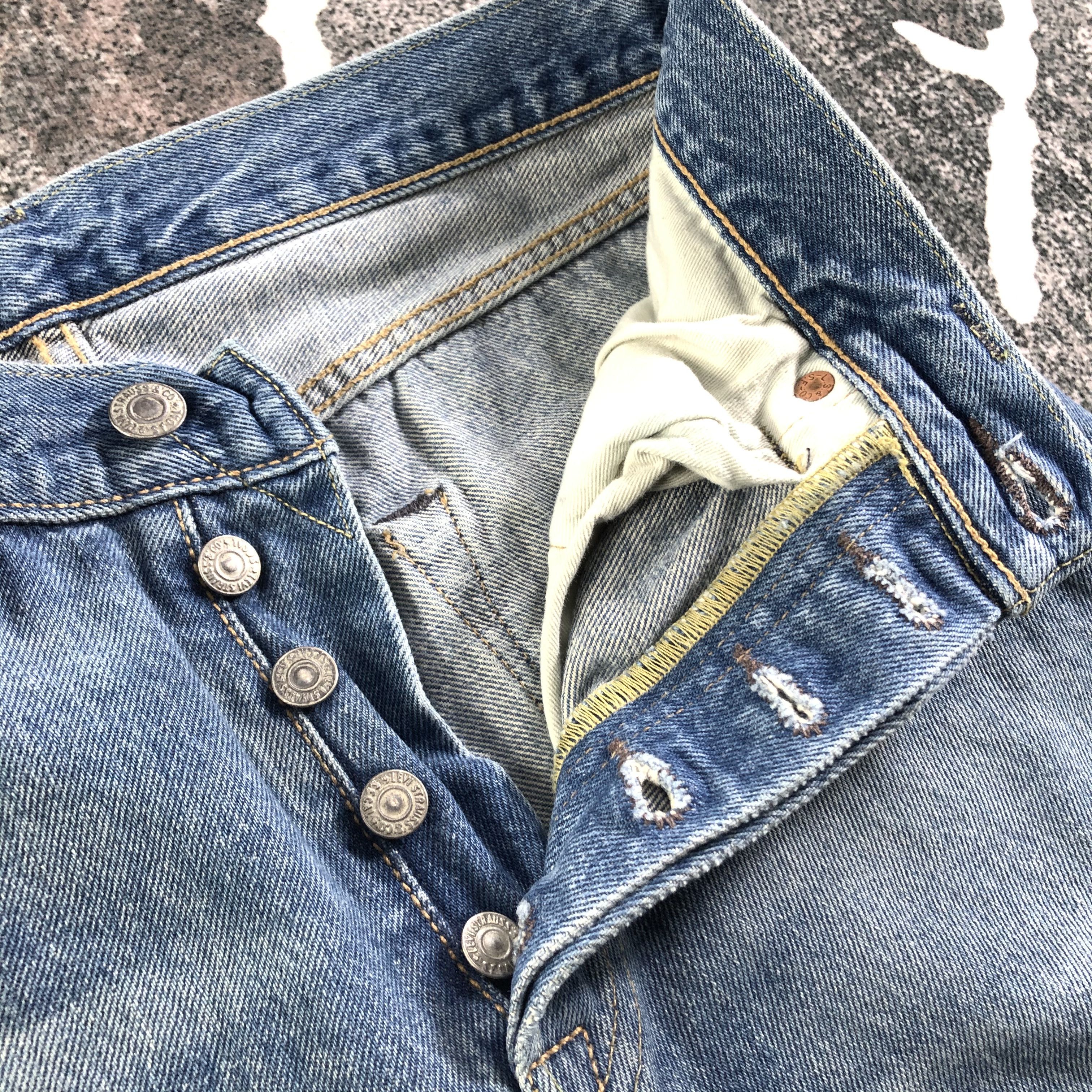 Levi's Levis 501 Jeans Ripped Denim KJ2249 Size US 28 / EU 44 - 8 Thumbnail