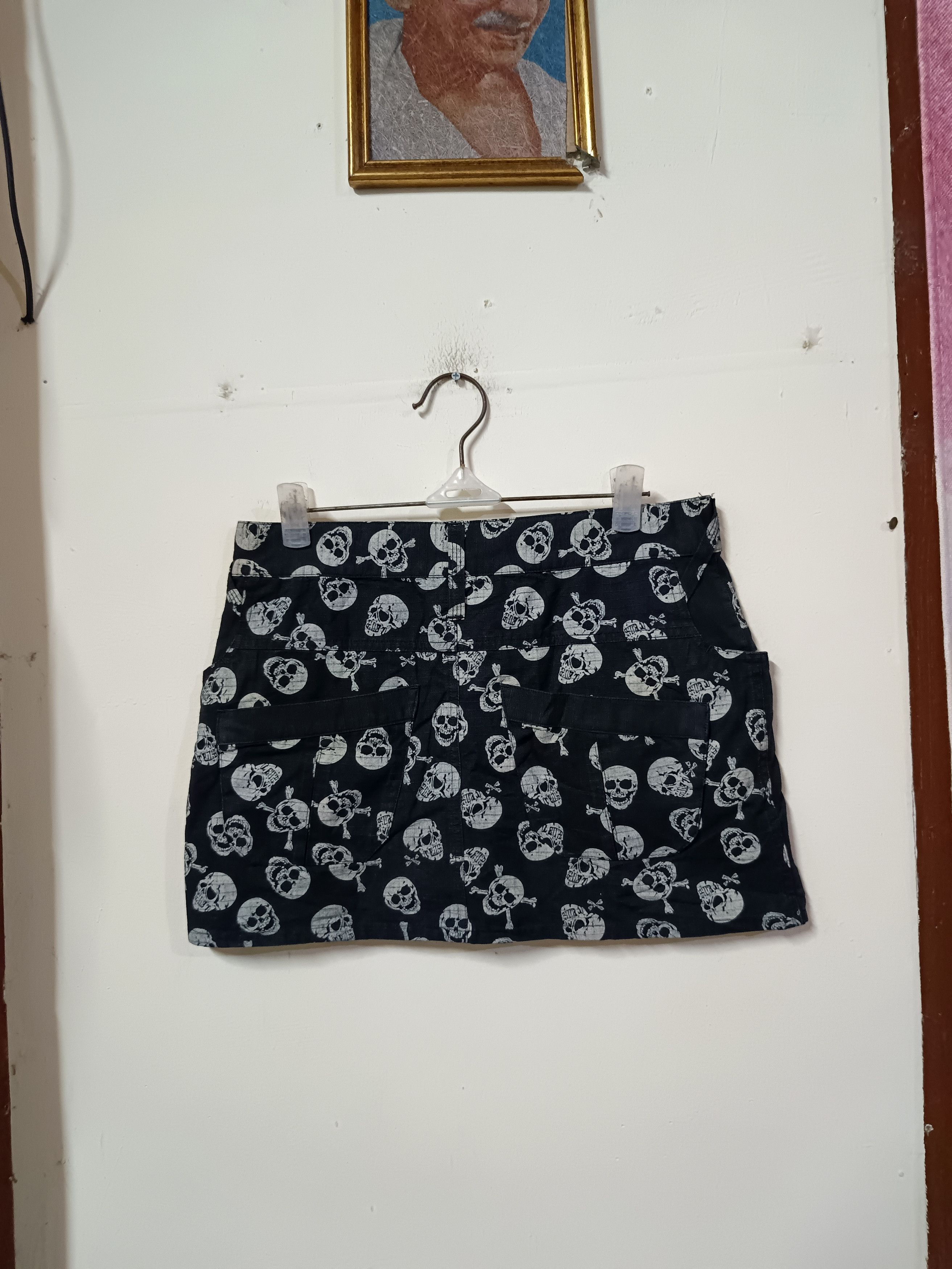 Japanese Brand Cantwo aop skull mini skirt Size 28" / US 6 / IT 42 - 3 Thumbnail