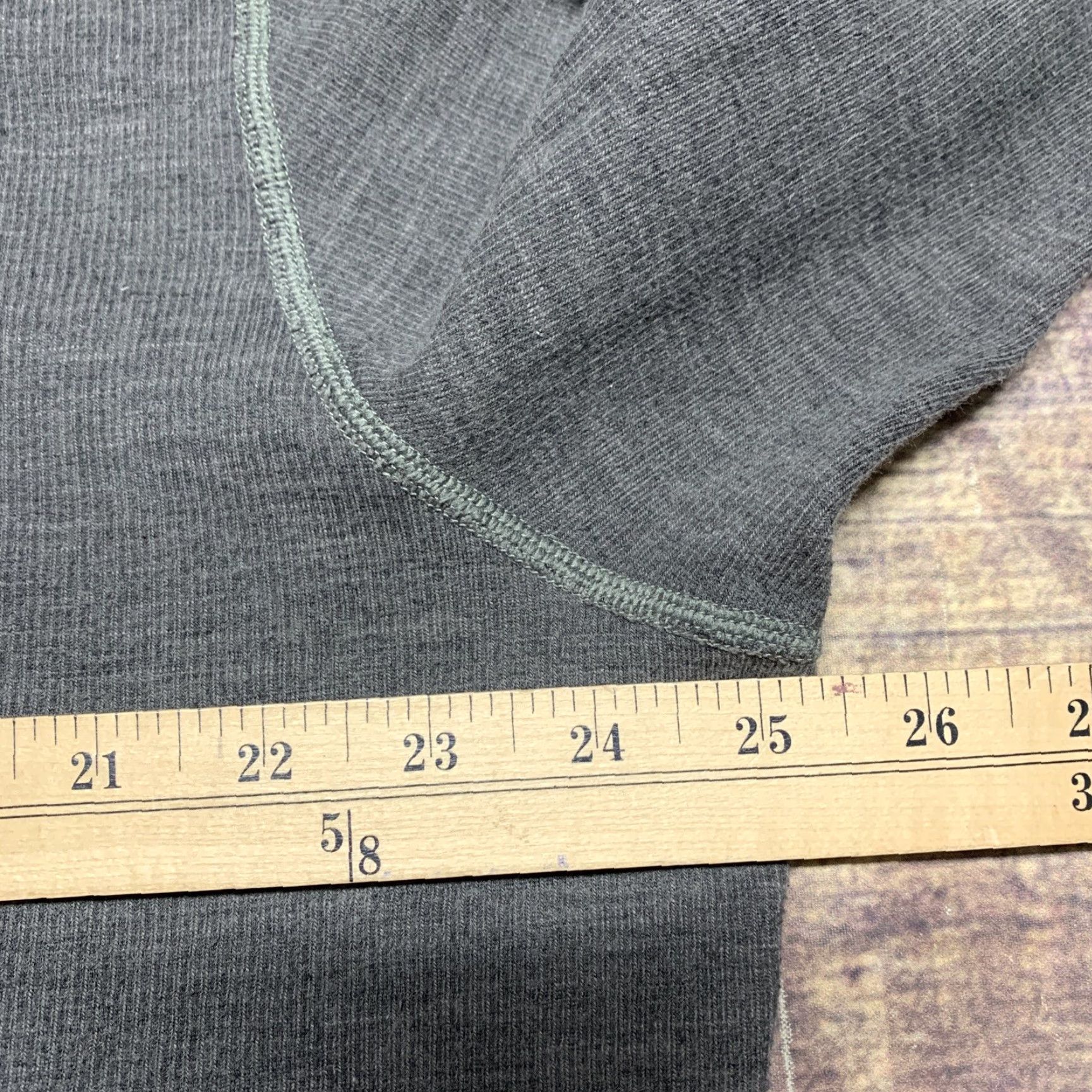 Logo 7 Columbia Mens Shirt XL Gray 1/4 Snap Pullover Classic Fit Activewear Regular Size Size US XL / EU 56 / 4 - 5 Thumbnail