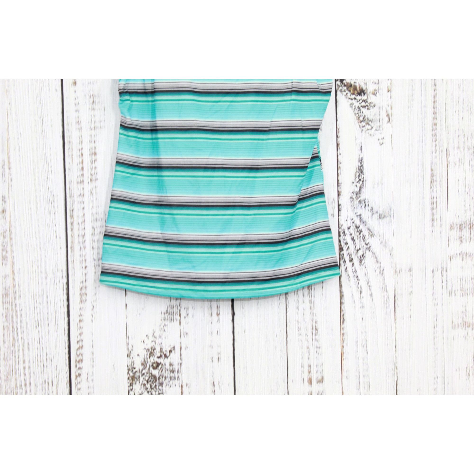 L.L. Bean LL Bean Women's Built in Bra Sunblocking Swim Tank Top Size S / US 4 / IT 40 - 3 Thumbnail