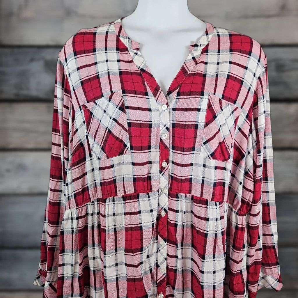 Torrid **Torrid Women's Red White Plaid Long Sleeve Button-Up Top Size 5X** User: Torrid Women's Red White Plaid Long Sleeve Button-Up Top Size 5X Size XXL / US 16-18 / IT 52-54 - 1 Thumbnail